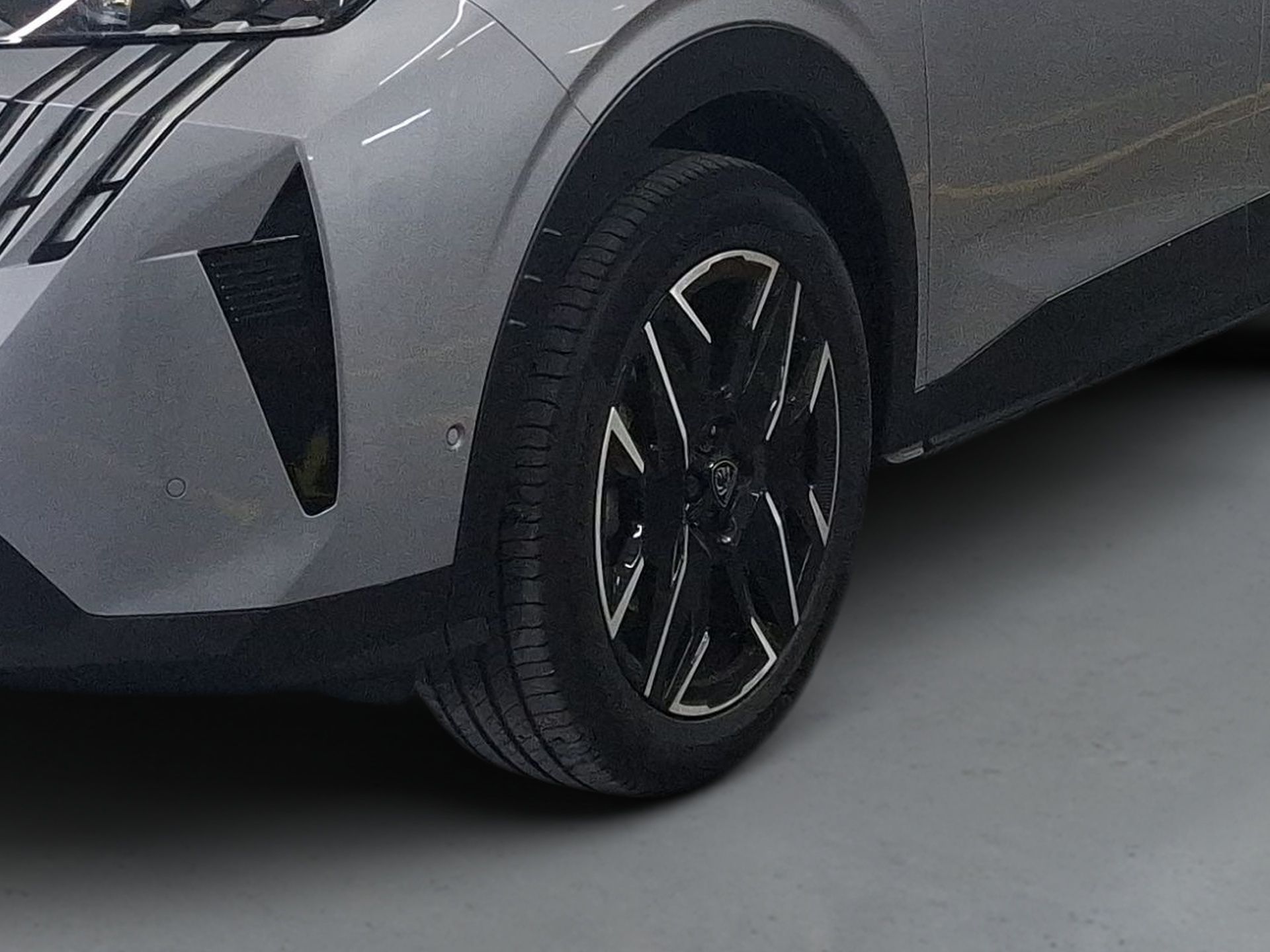 Peugeot 5008 GT Hybrid 145cv e-DCS6 — photo 5