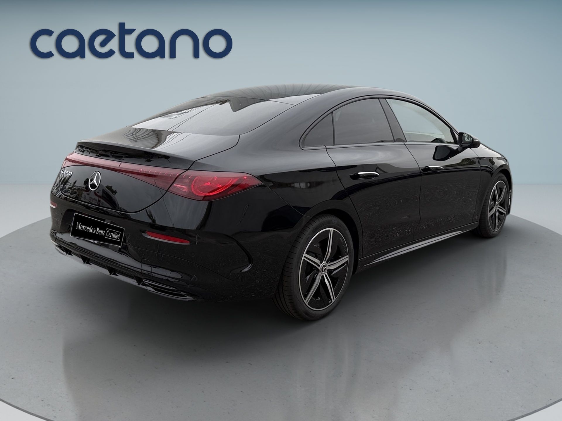 Mercedes-Benz CLA 220 — photo 4