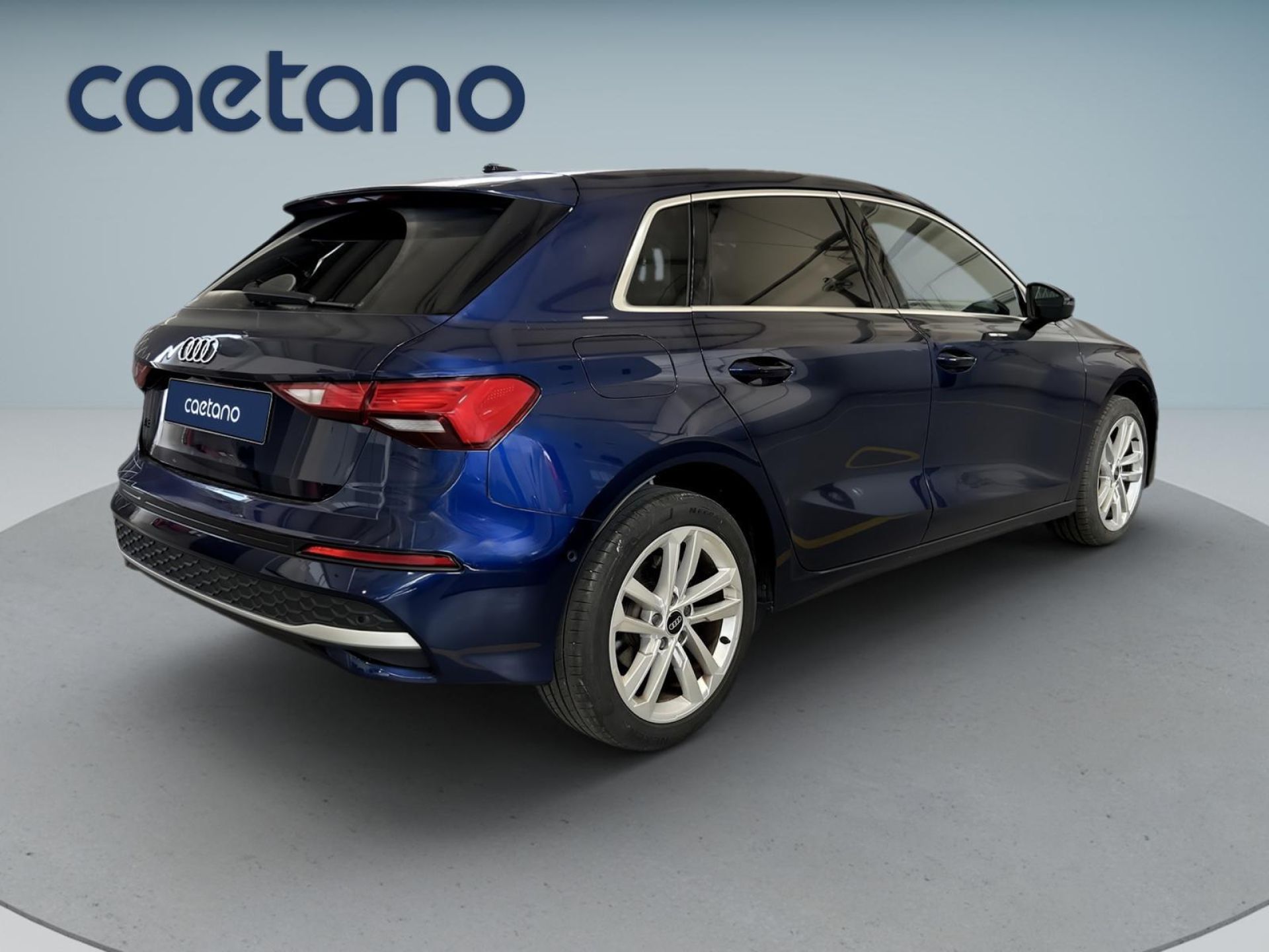 Audi A3 Sportback 30 TFSI Advanced — photo 3