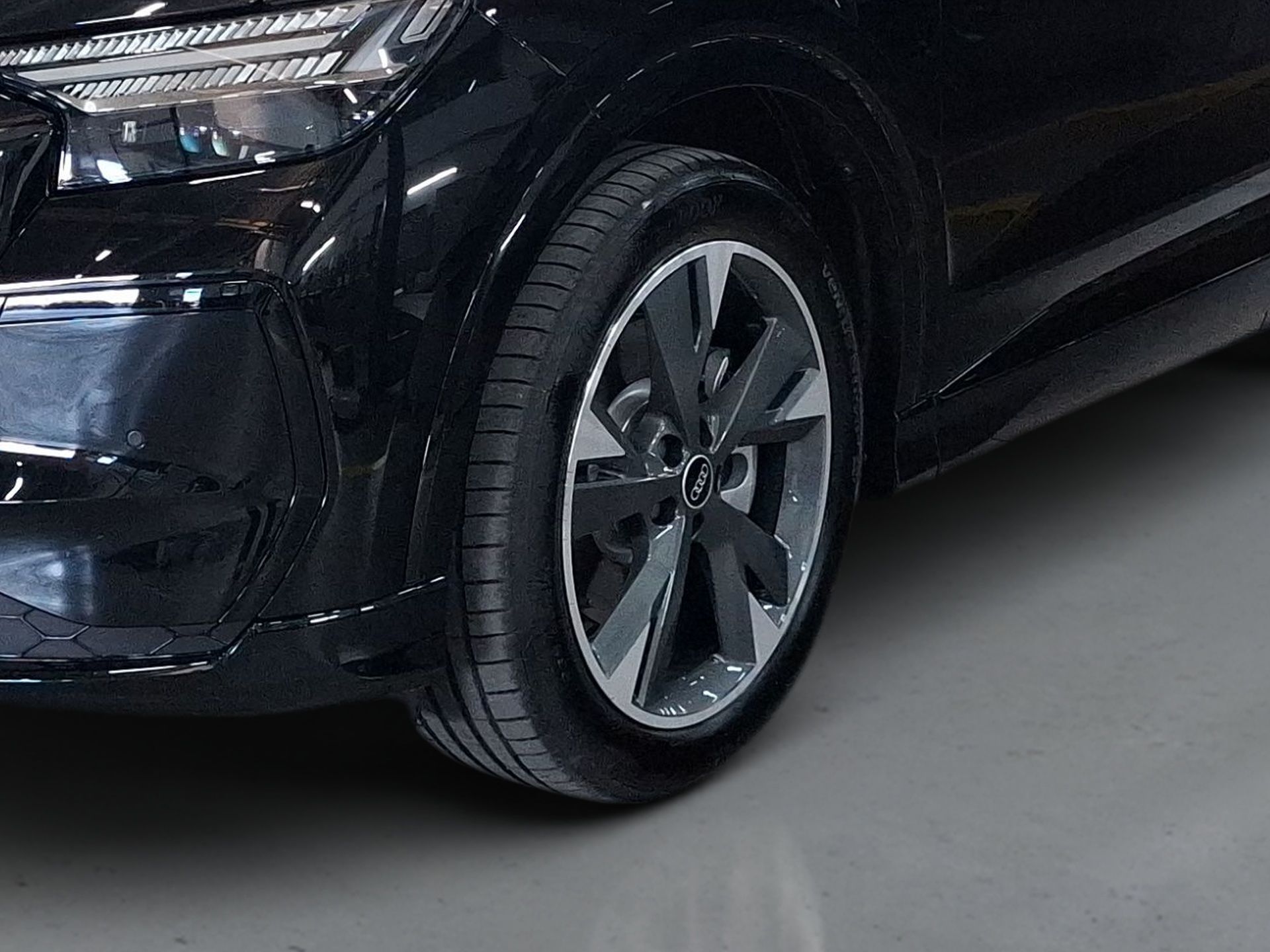 Audi Q4 Sportback e-tron 45 82 kWh — photo 3