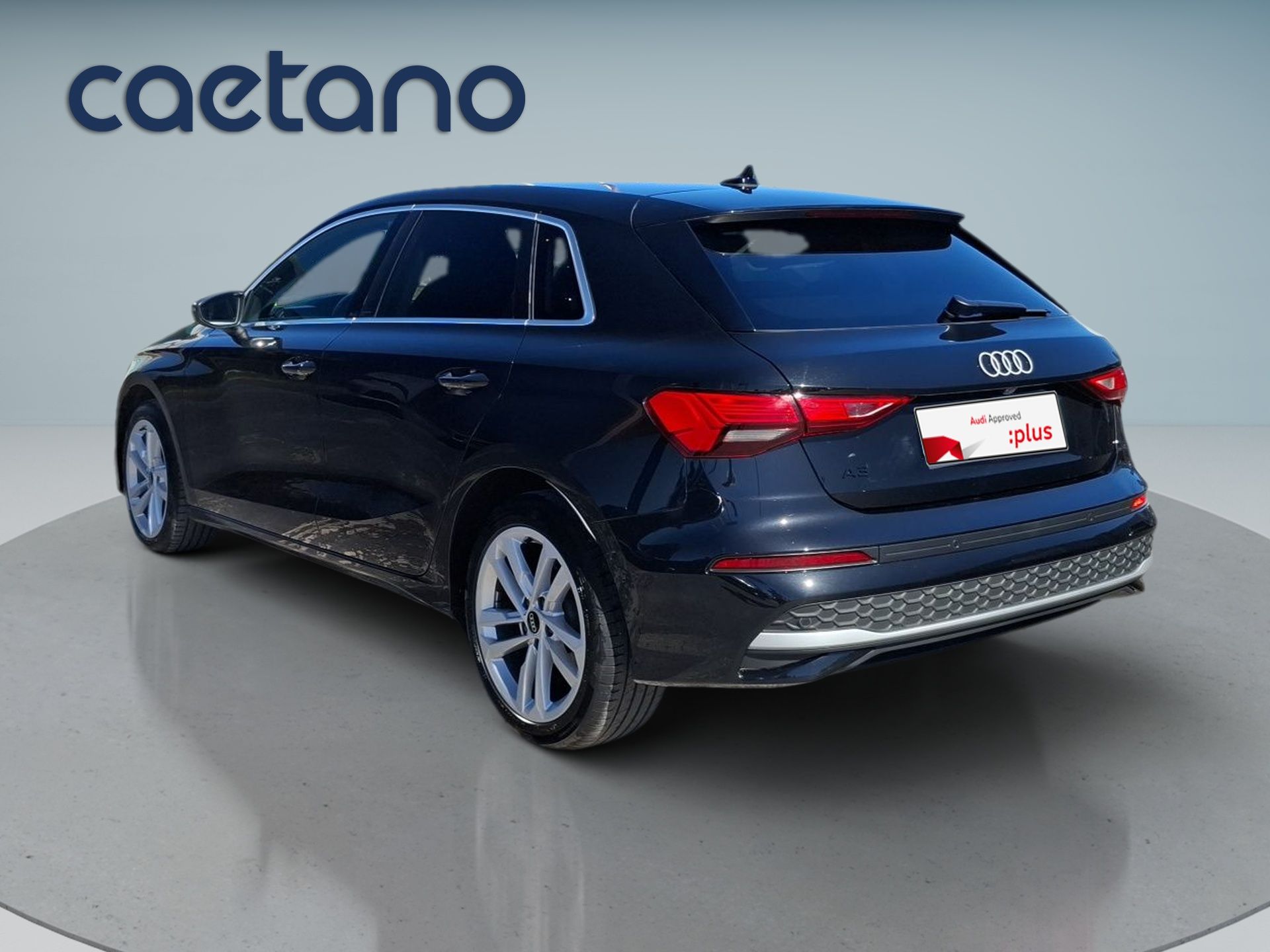 Audi A3 Sportback 30 TFSI S tronic Advanced — photo 3