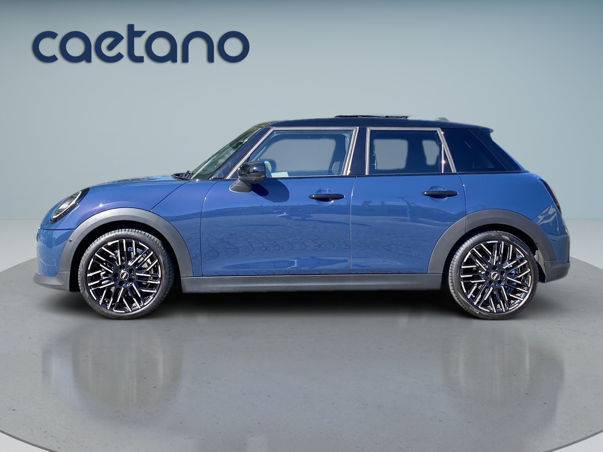 MINI Cooper 1.5 C — photo 2