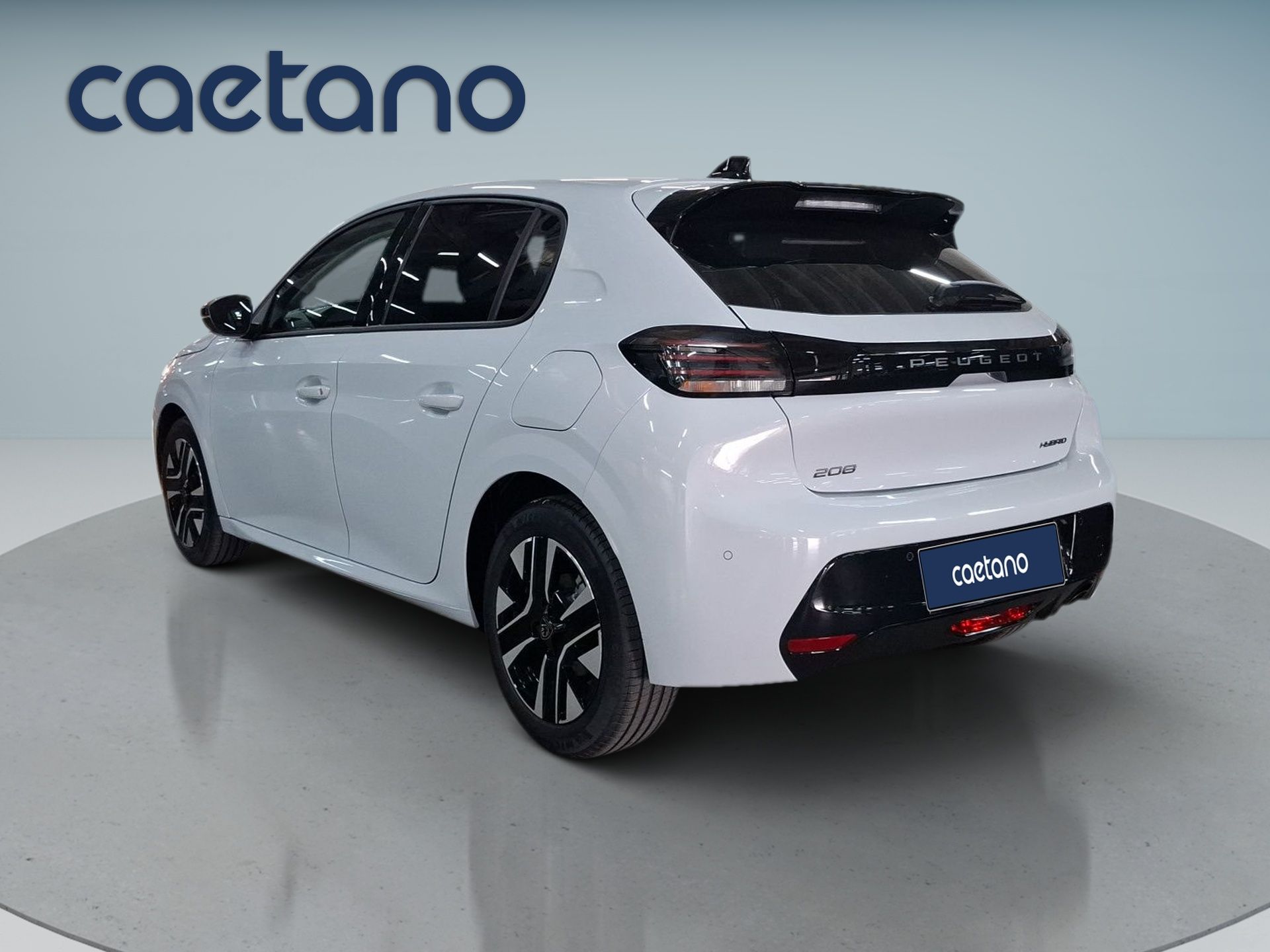 Peugeot 208 Allure Hybrid 110 cv e-DCS6 — photo 5
