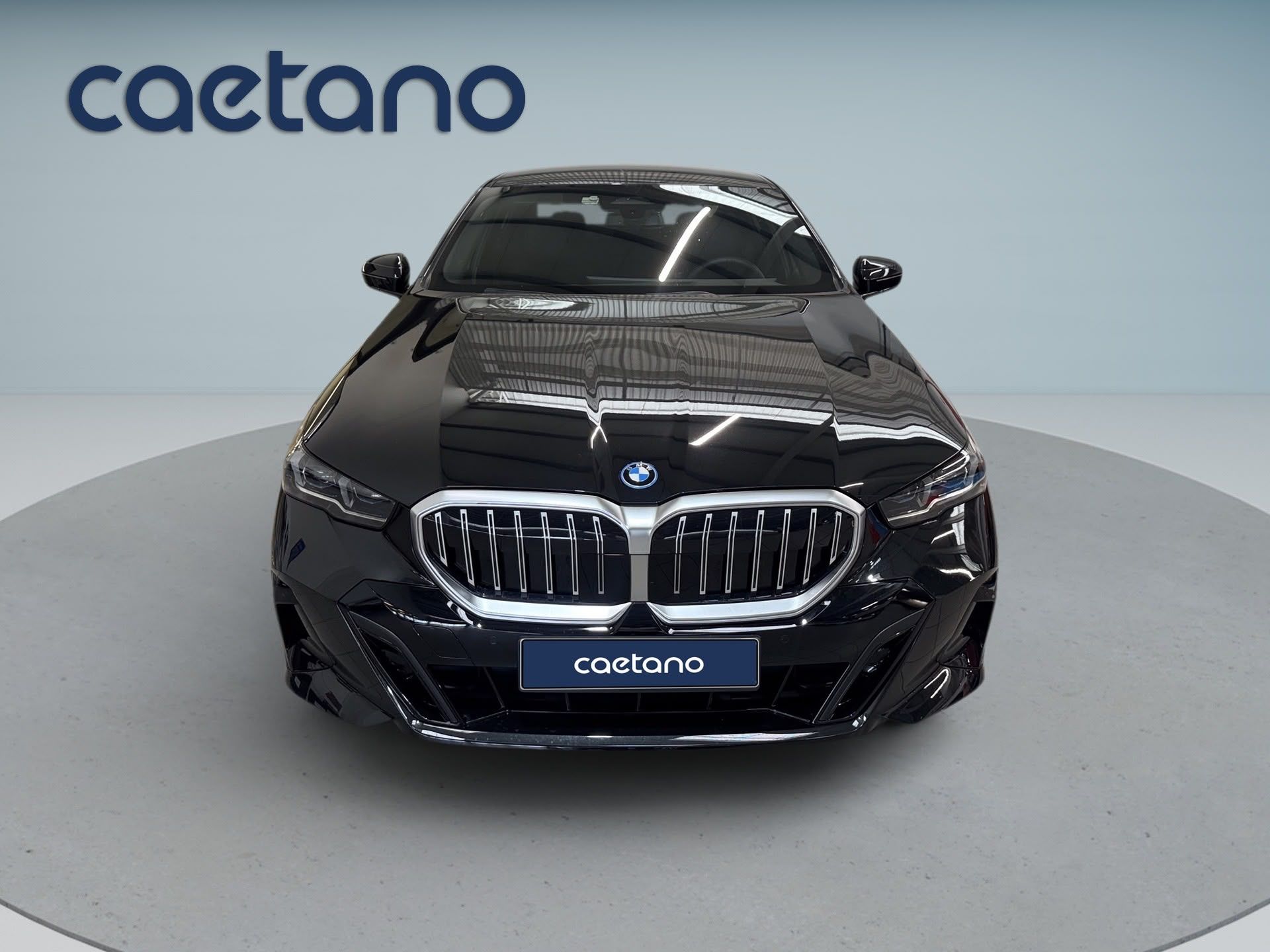 BMW Serie 5 530e — photo 2