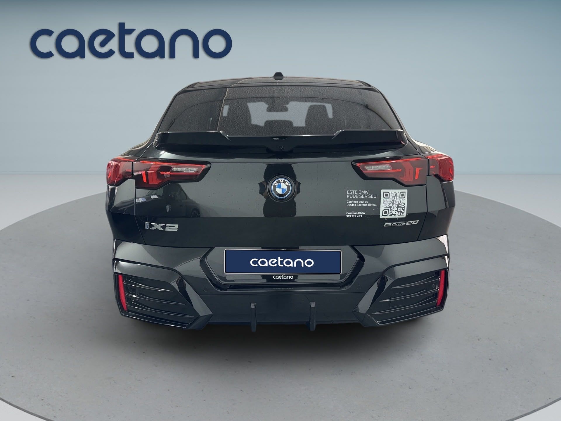BMW iX2 eDrive20 — photo 3