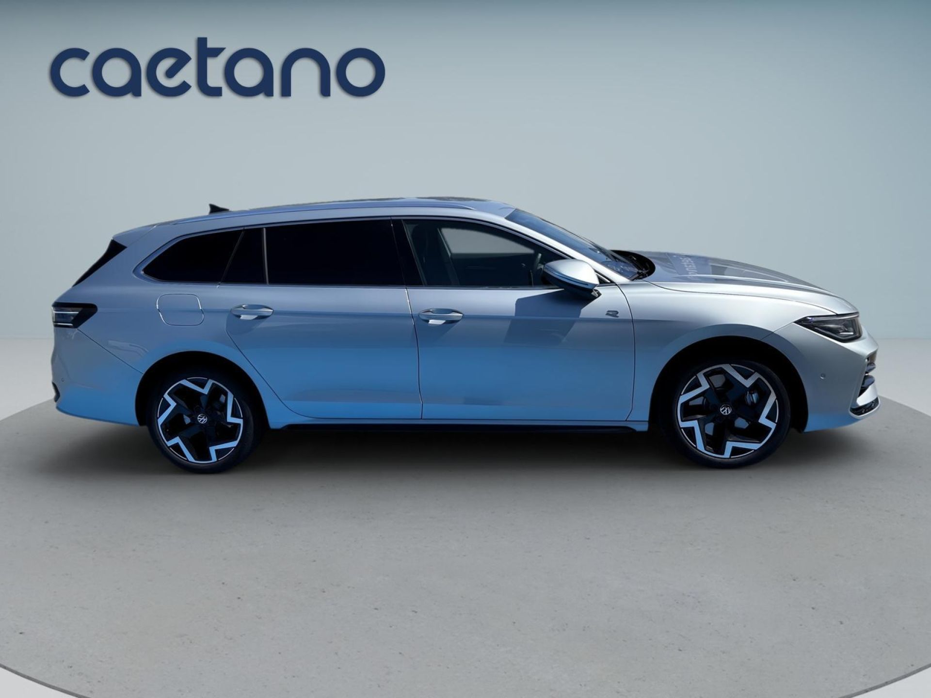 Volkswagen Passat 1.5 TSI 204cv PHEV R-Line DSG Variant — photo 3