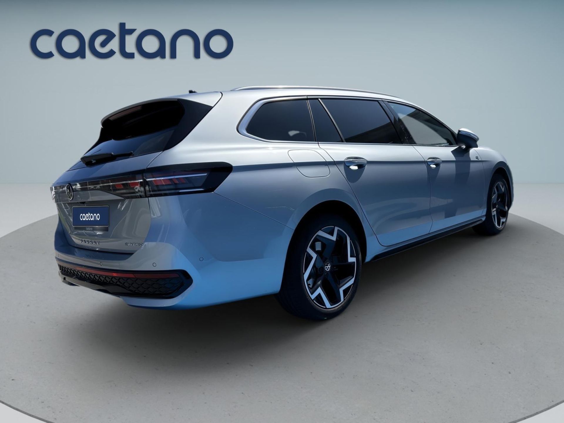 Volkswagen Passat 1.5 TSI 204cv PHEV R-Line DSG Variant — photo 4