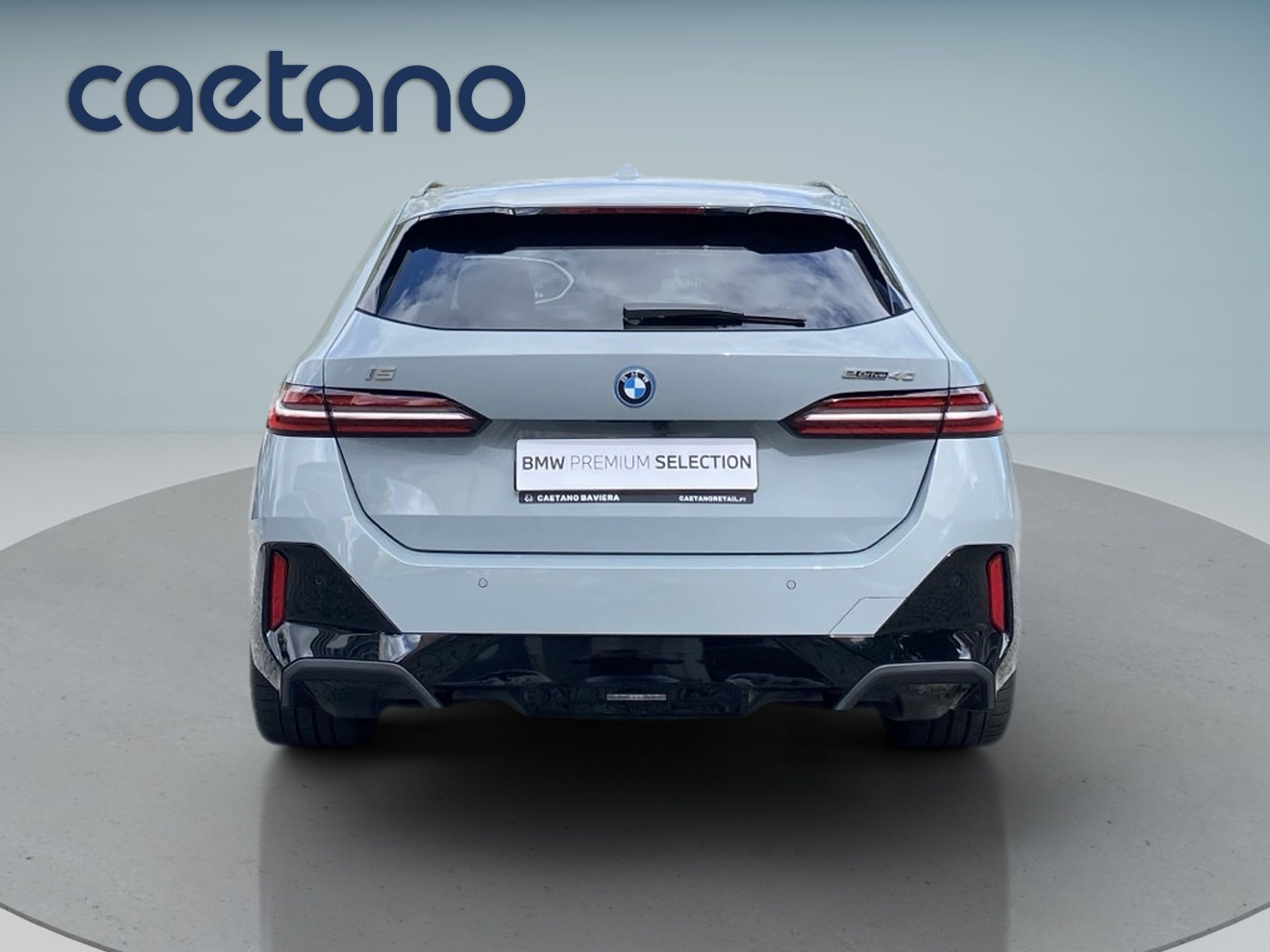 BMW i5 eDrive40 — photo 4