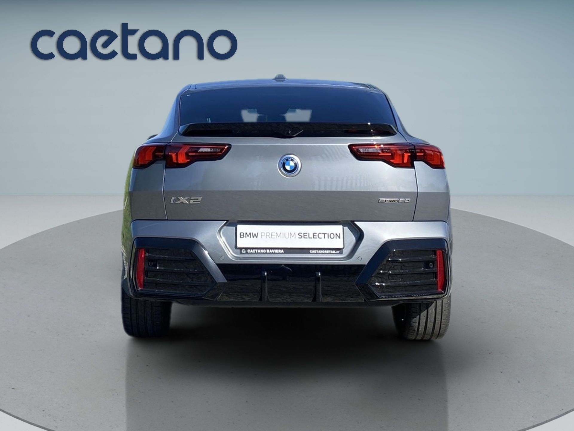 BMW iX2 eDrive20 — photo 3