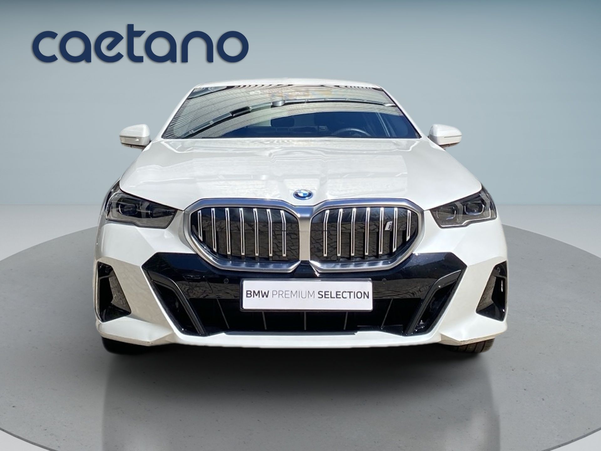 BMW i5 eDrive40 — photo 4