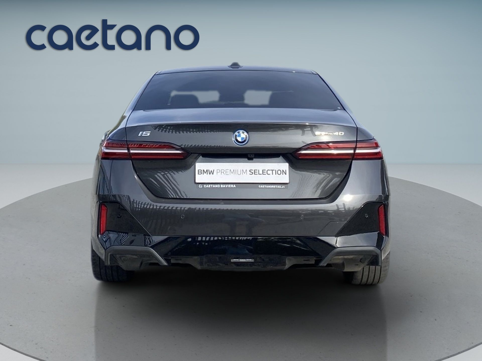 BMW i5 eDrive40 — photo 4