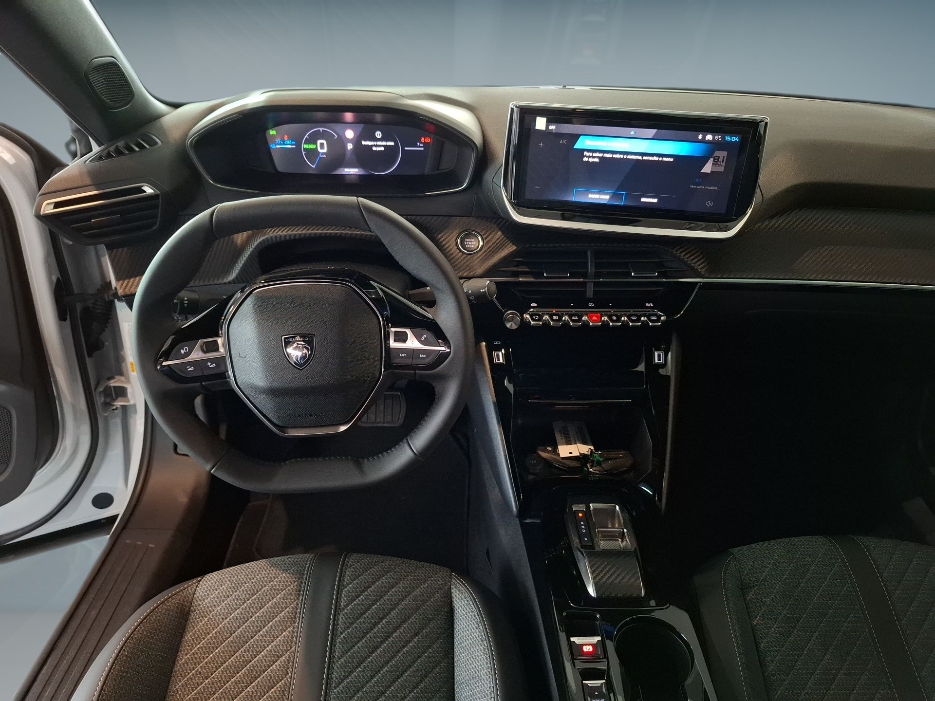 Peugeot E-2008 156 cv - Bateria 54 kWh Allure — photo 5