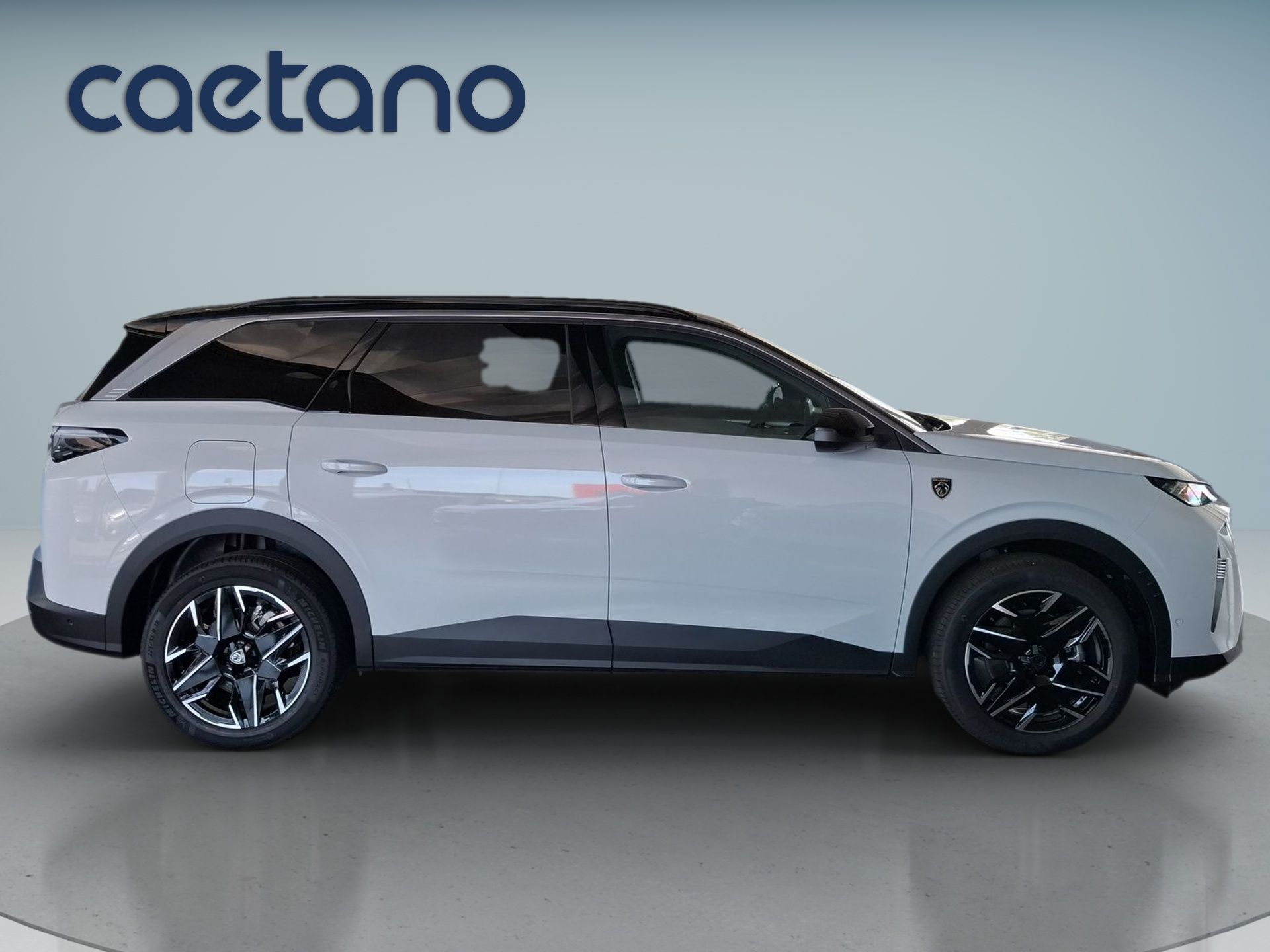 Peugeot 5008 GT Hybrid 145cv e-DCS6 — photo 5