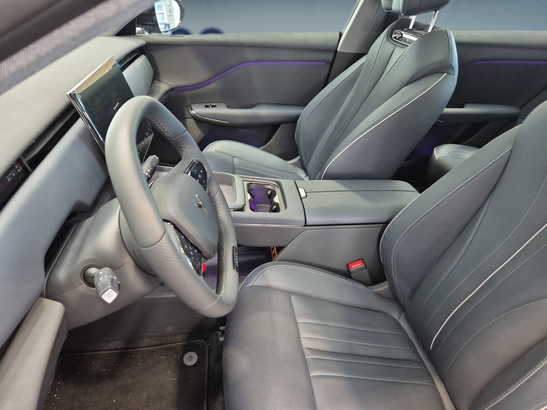 Voyah Courage RWD EXCLUSIVE 80kWh (TT) — photo 5