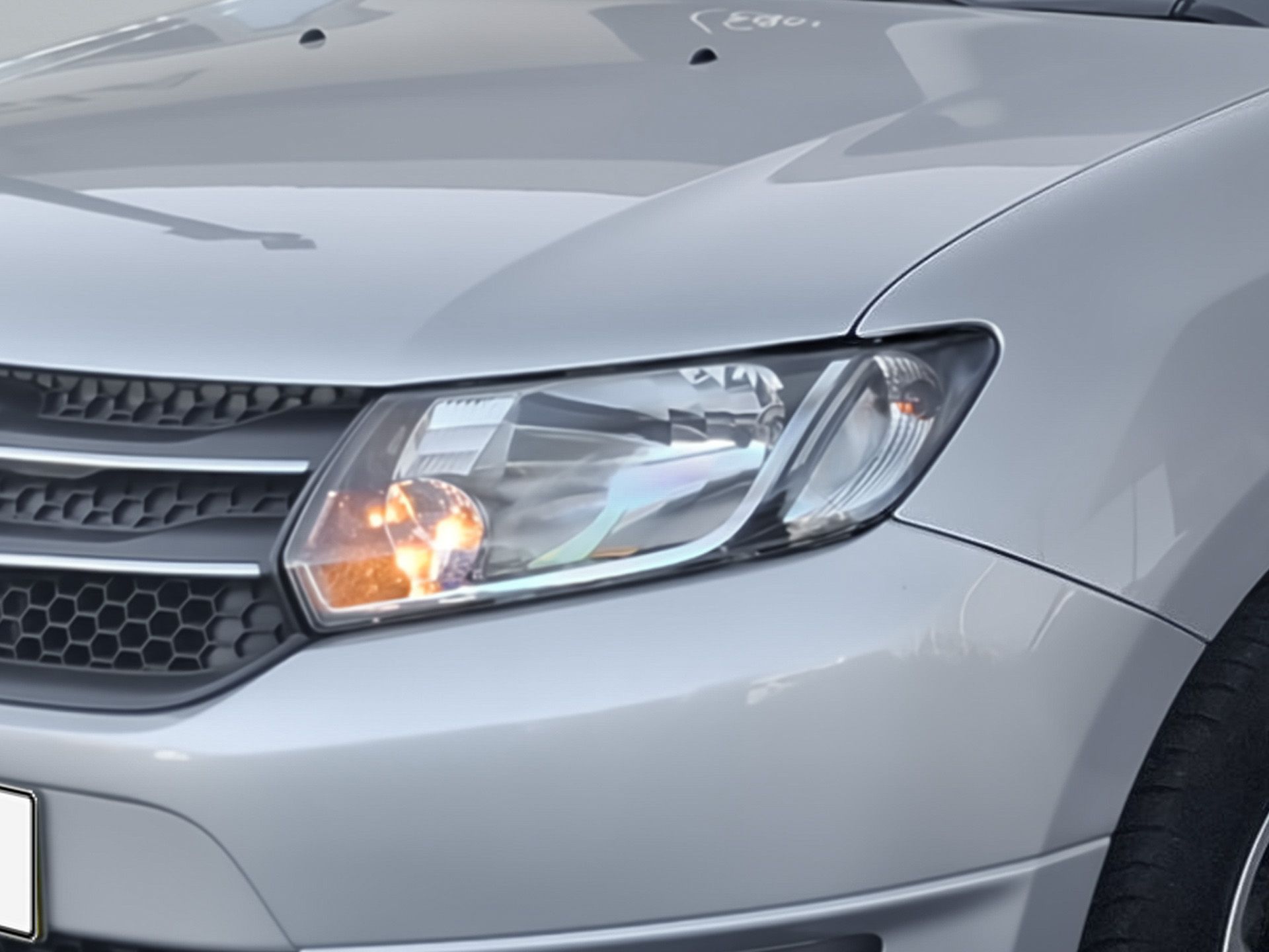Dacia Sandero 0.9 TCe 90cv S&S Confort — photo 2