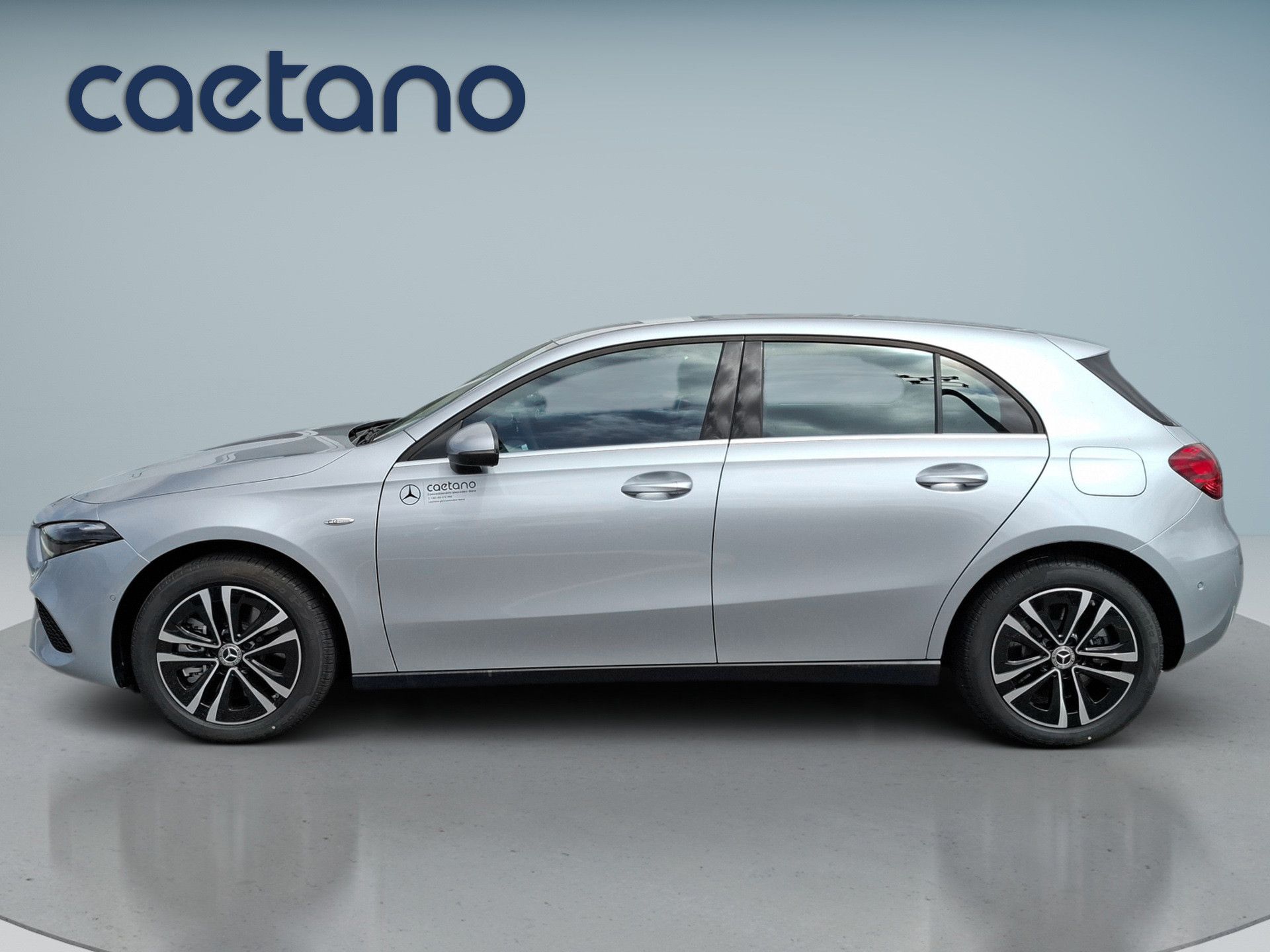 Mercedes-Benz Classe A 250 e com tecnologia EQ Auto — photo 4