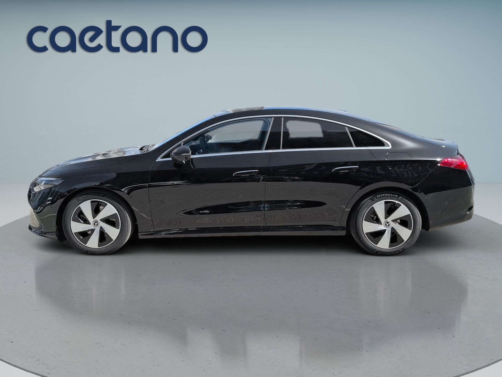 Mercedes-Benz CLA 220 — photo 3