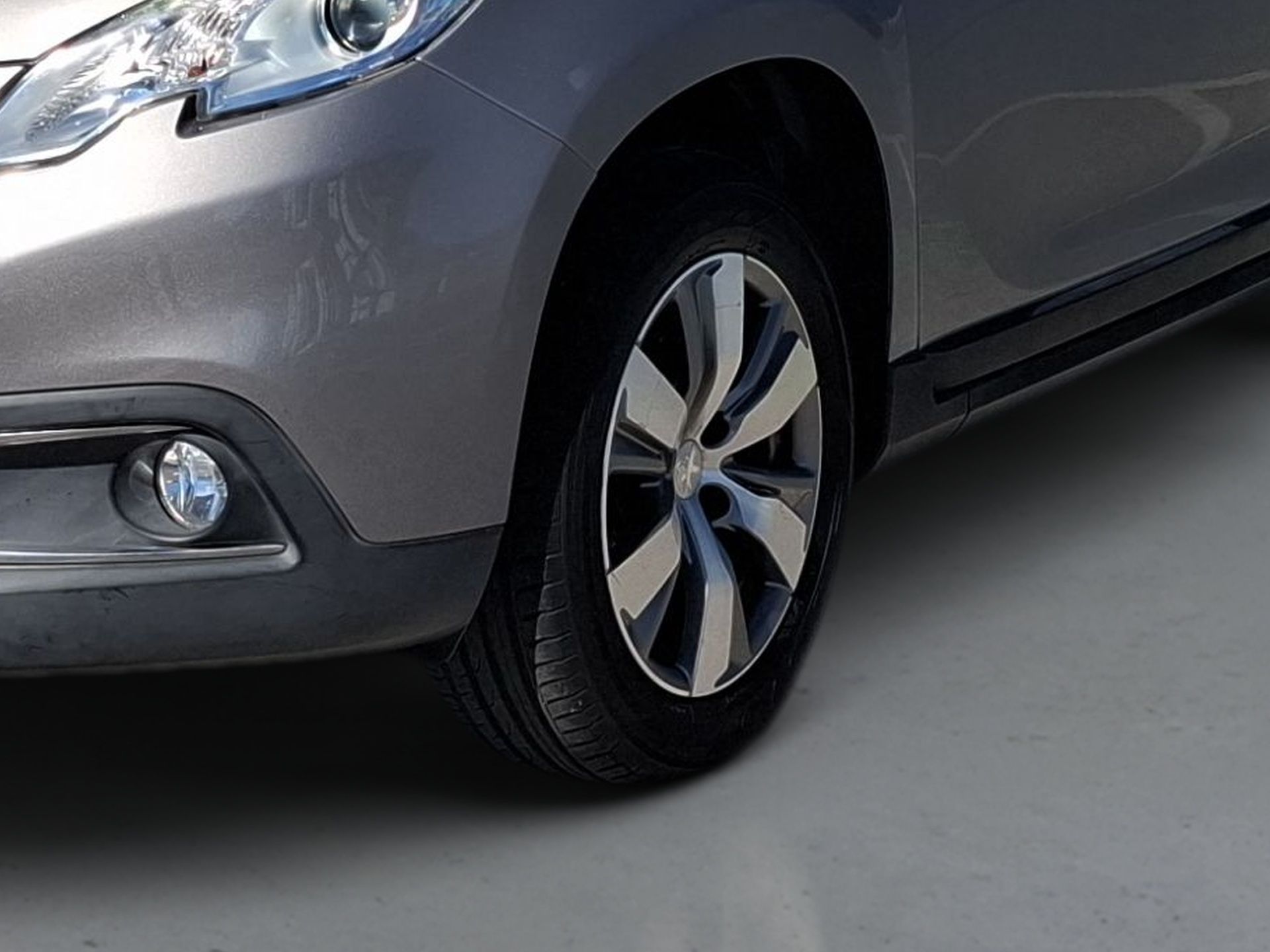 Peugeot 2008 2008 1.2 PureTech Allure | 82cv — photo 3