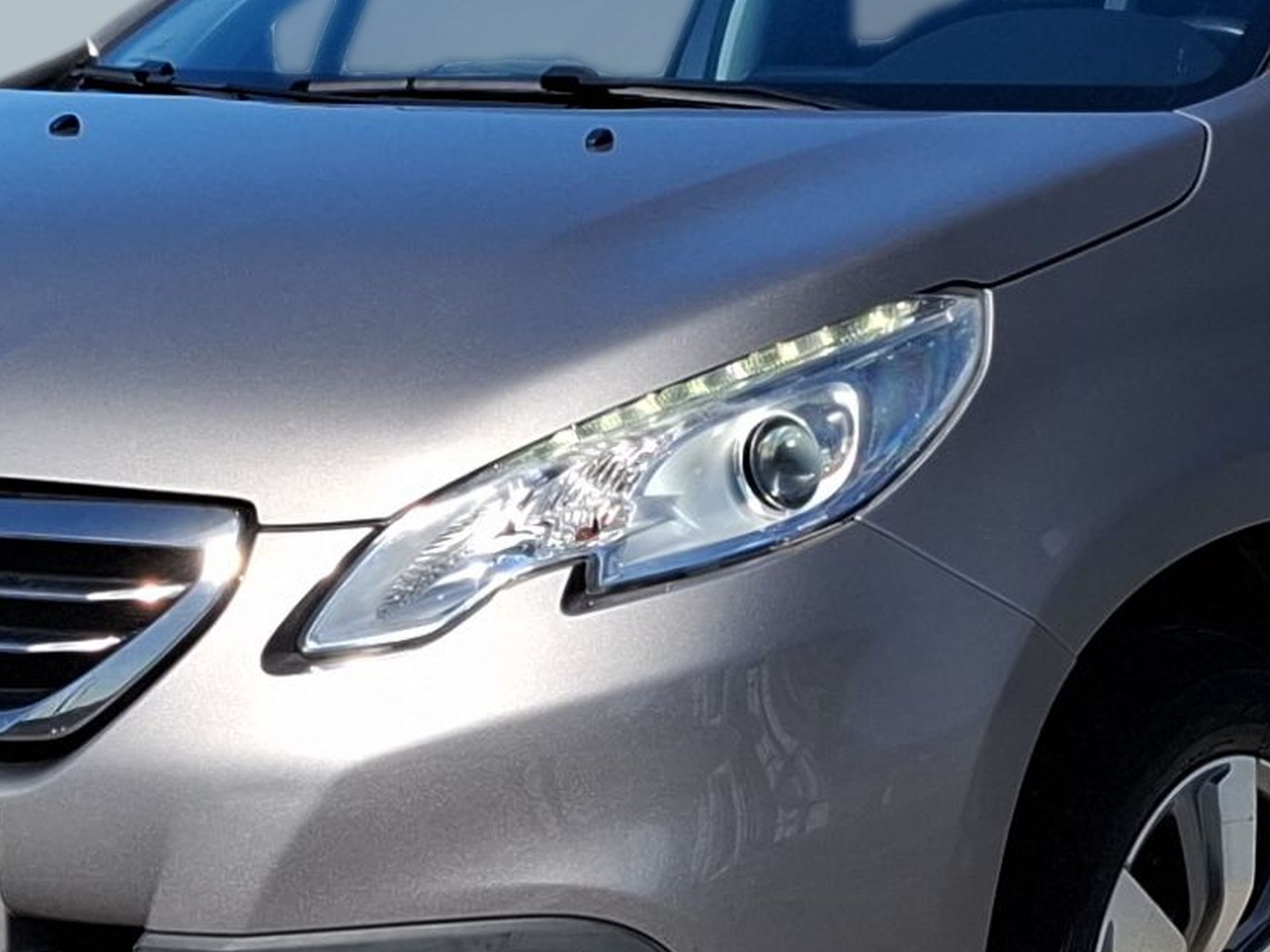 Peugeot 2008 2008 1.2 PureTech Allure | 82cv — photo 4