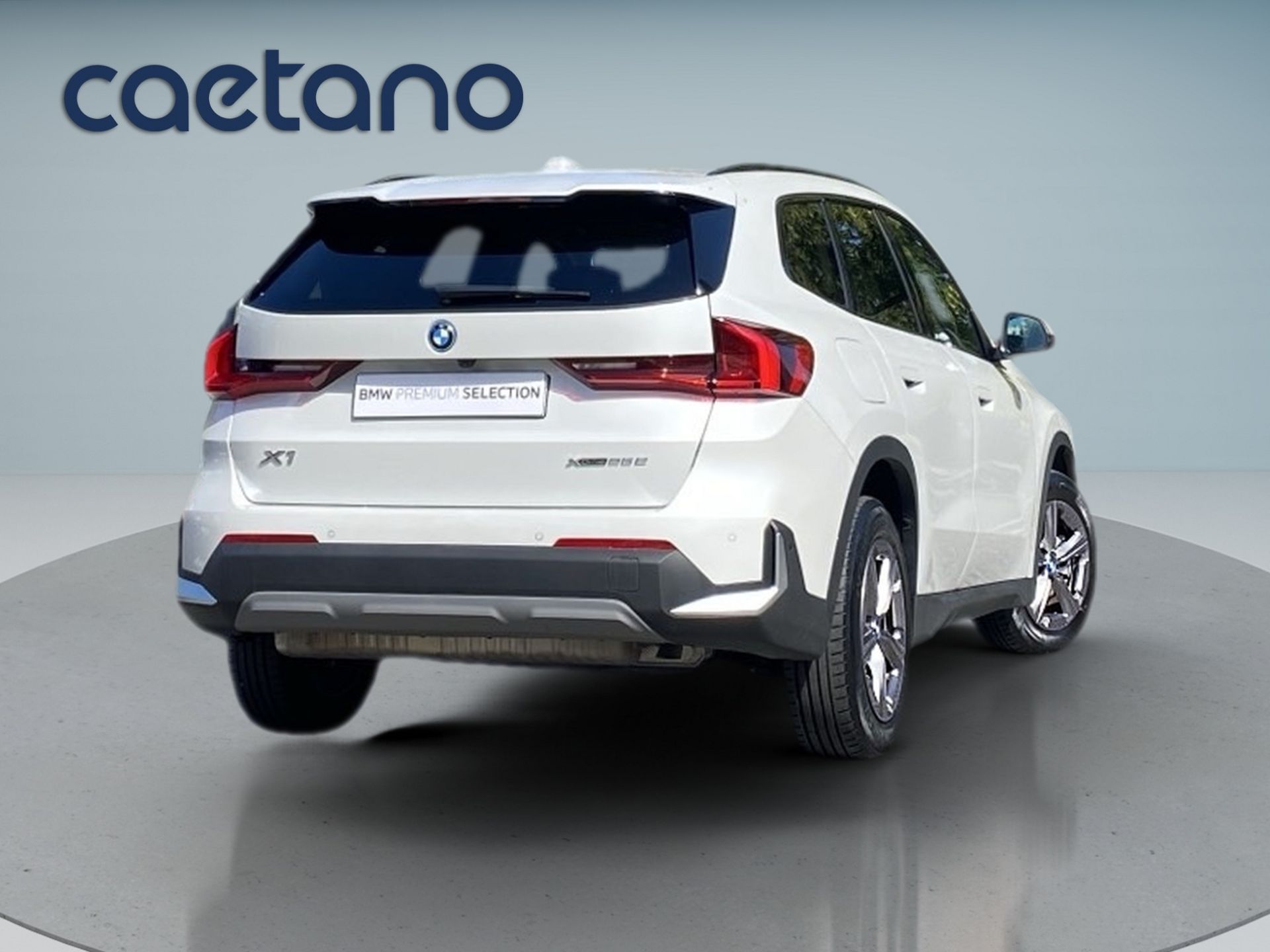 BMW X1 X1 xDrive25e — photo 3