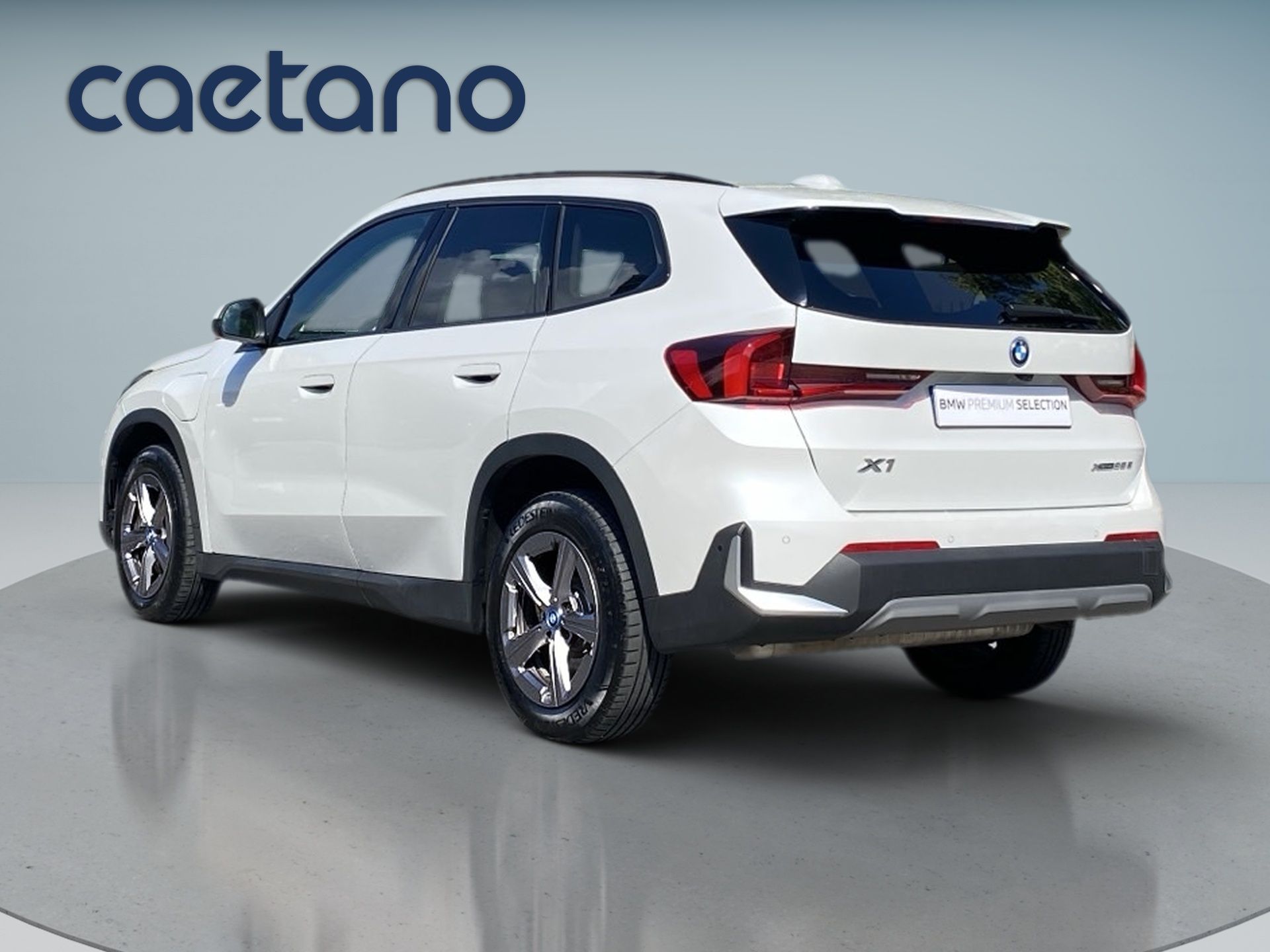 BMW X1 X1 xDrive25e — photo 4