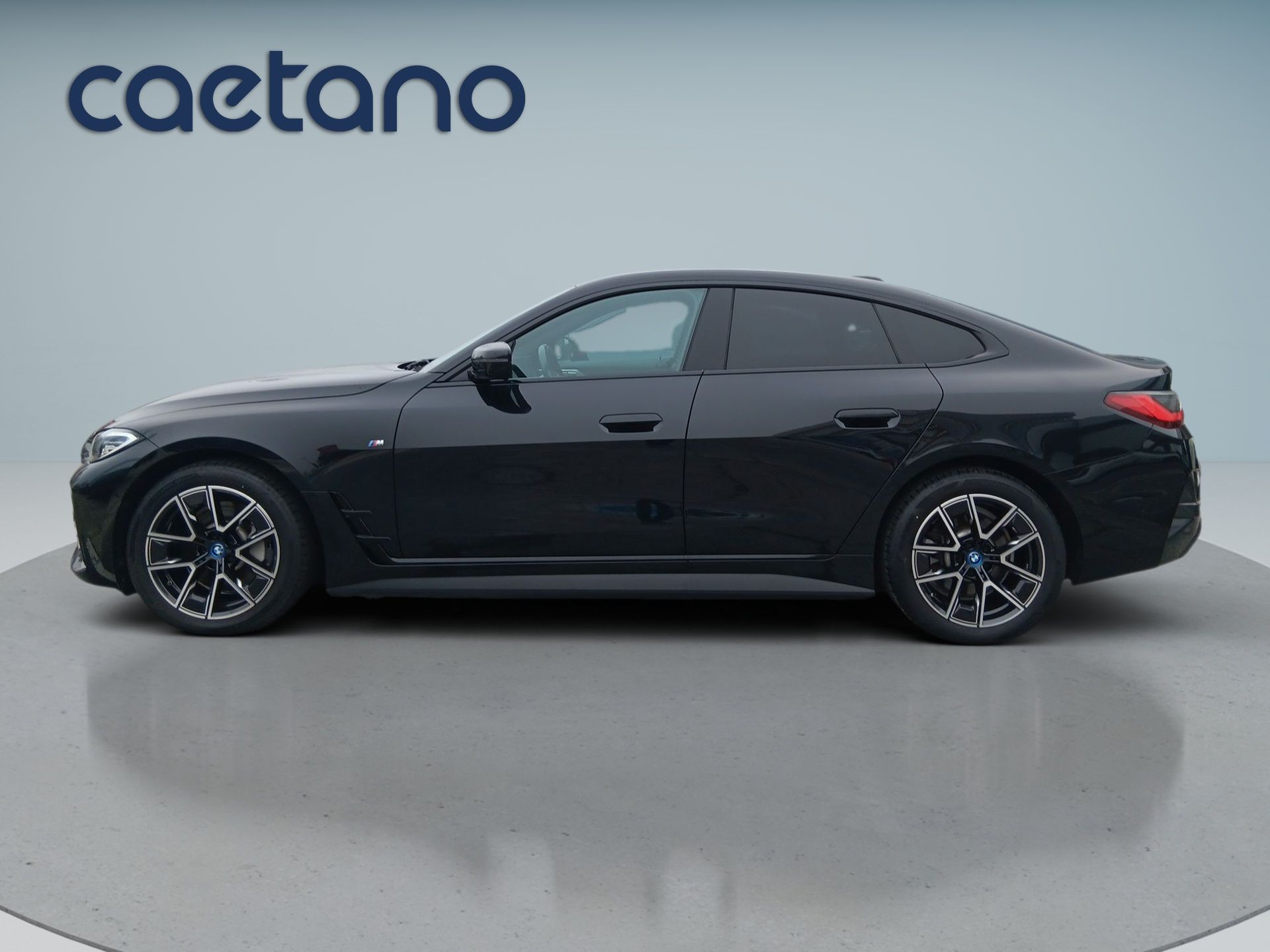 BMW i4 eDrive40 — photo 3
