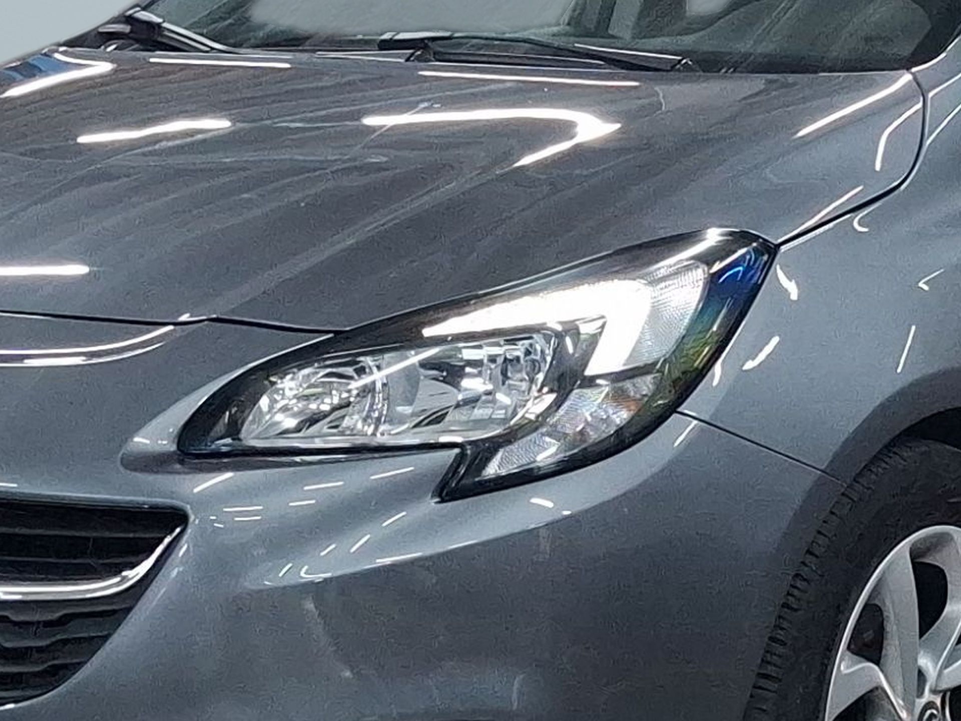 Opel Corsa Corsa E 1.0 T 120 Anos | 100v | 5P | 5L — photo 4