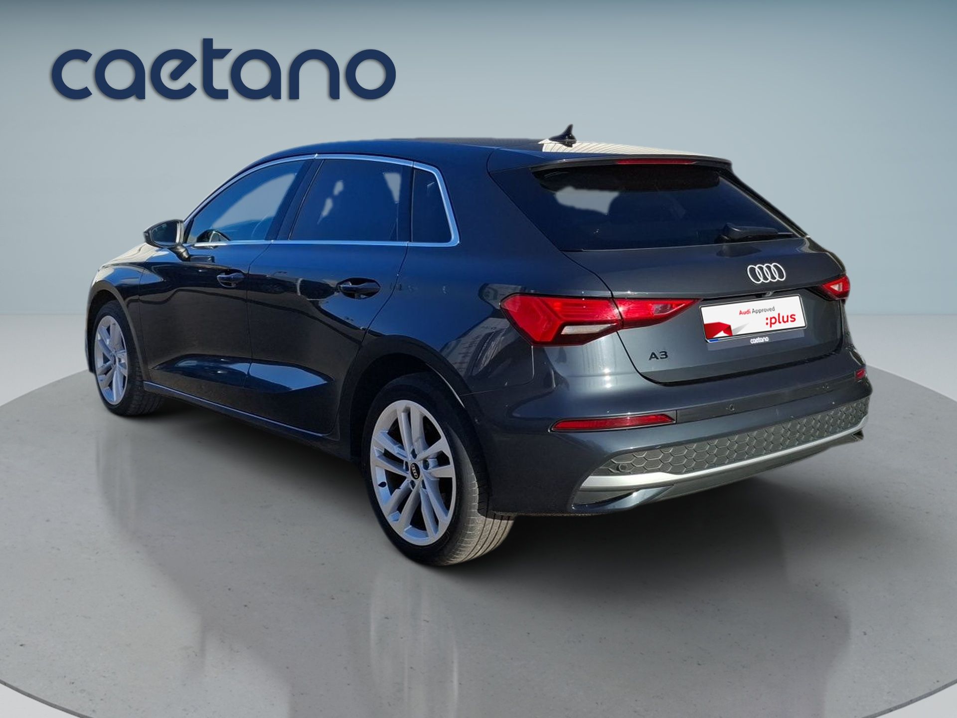Audi A3 Sportback 30 TFSI S tronic Advanced — photo 3