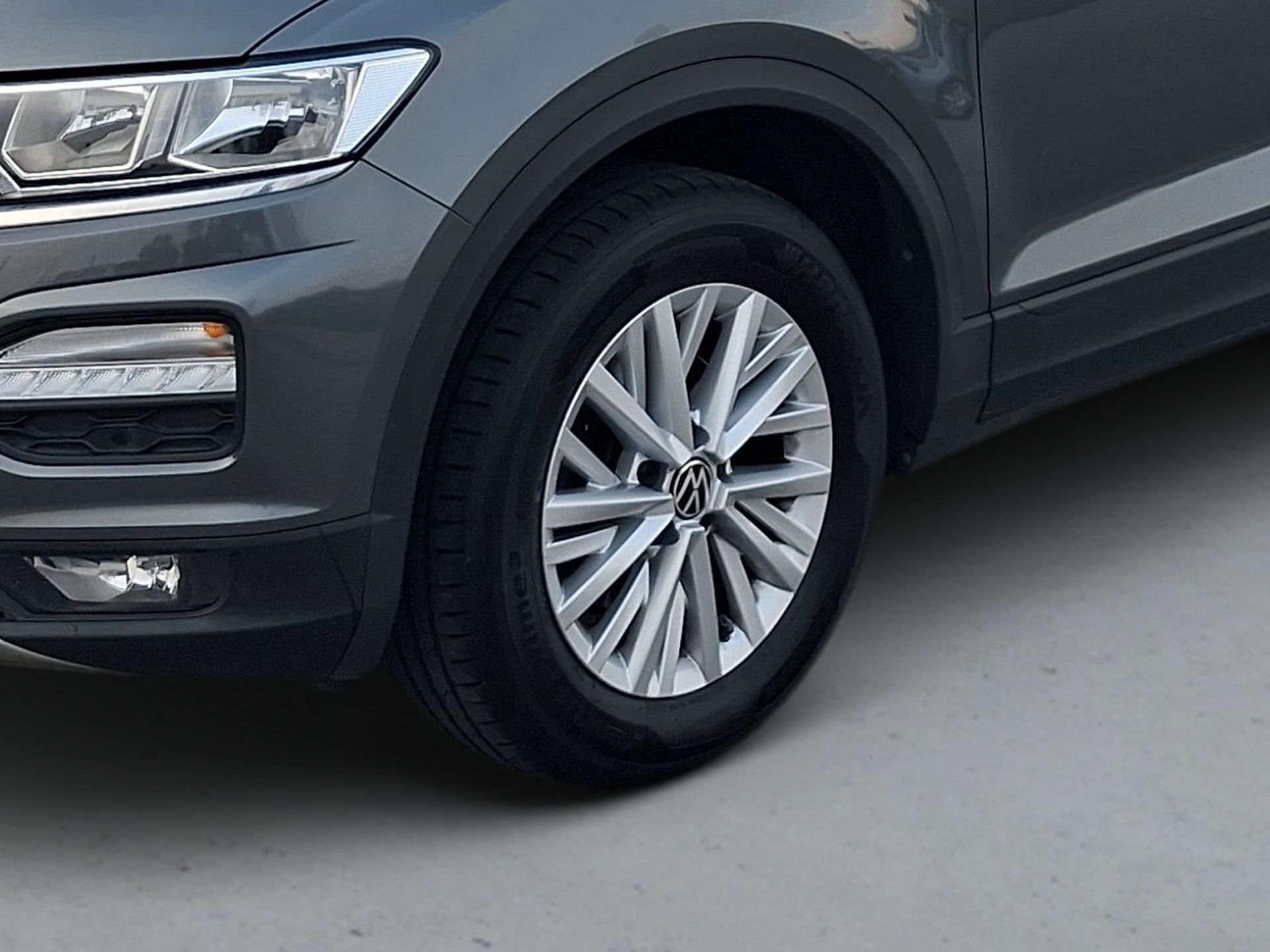 Volkswagen T-Roc 1.0 TSI 110cv STYLE — photo 5