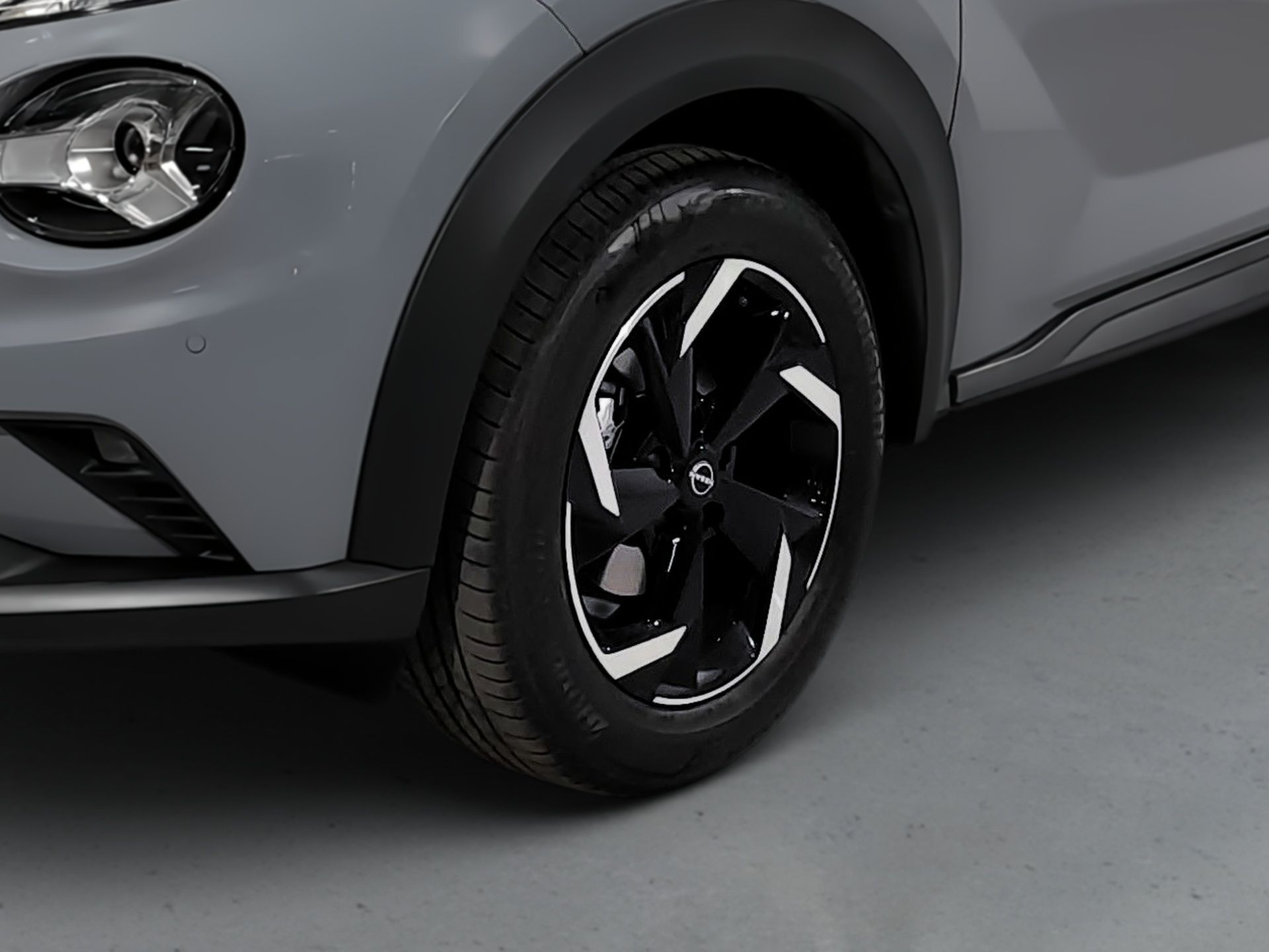 Nissan JUKE 1.0 DIG-T 114cv N-Connecta TT DCT — photo 3