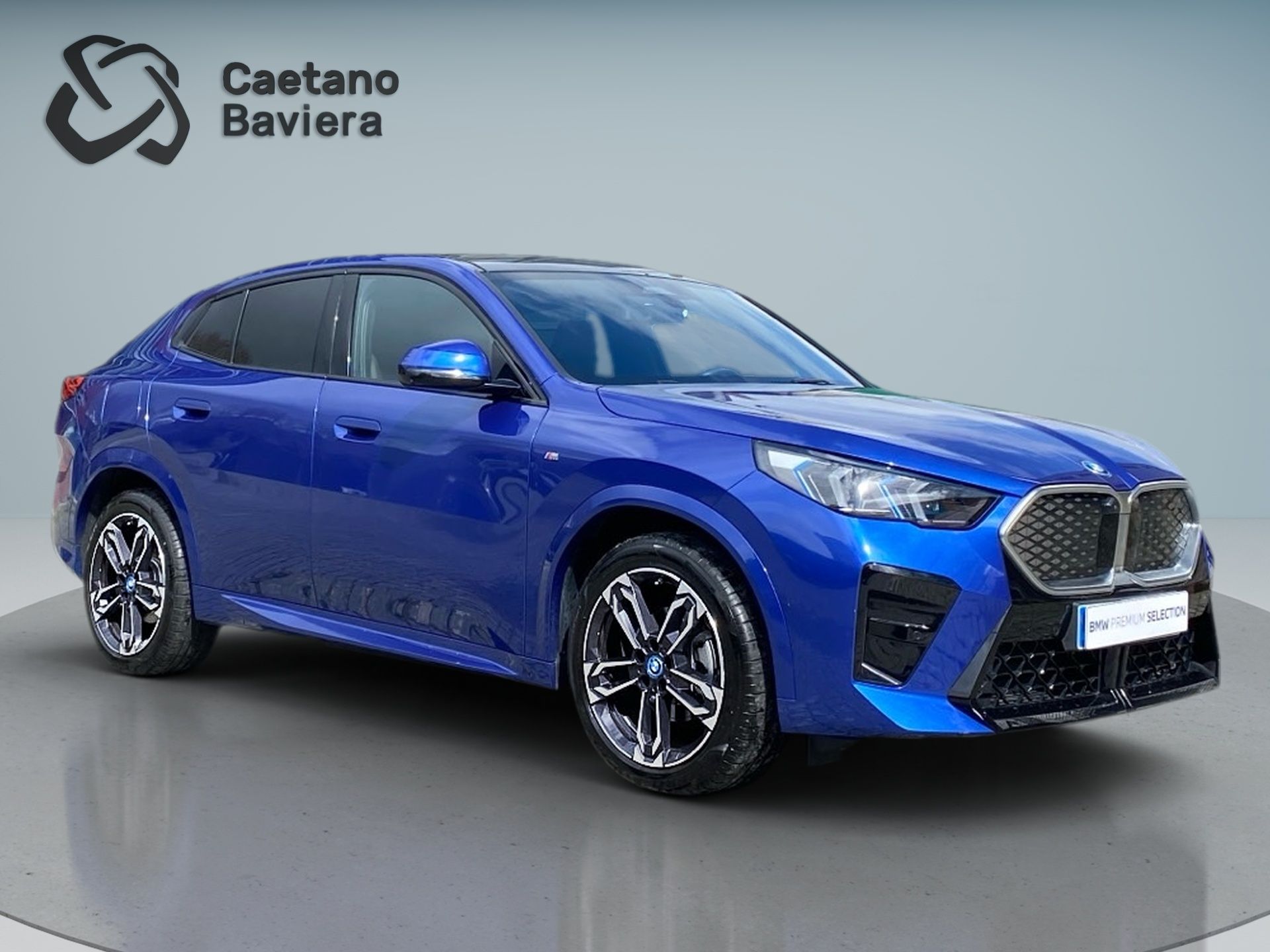 BMW iX2 eDrive20 — photo 4