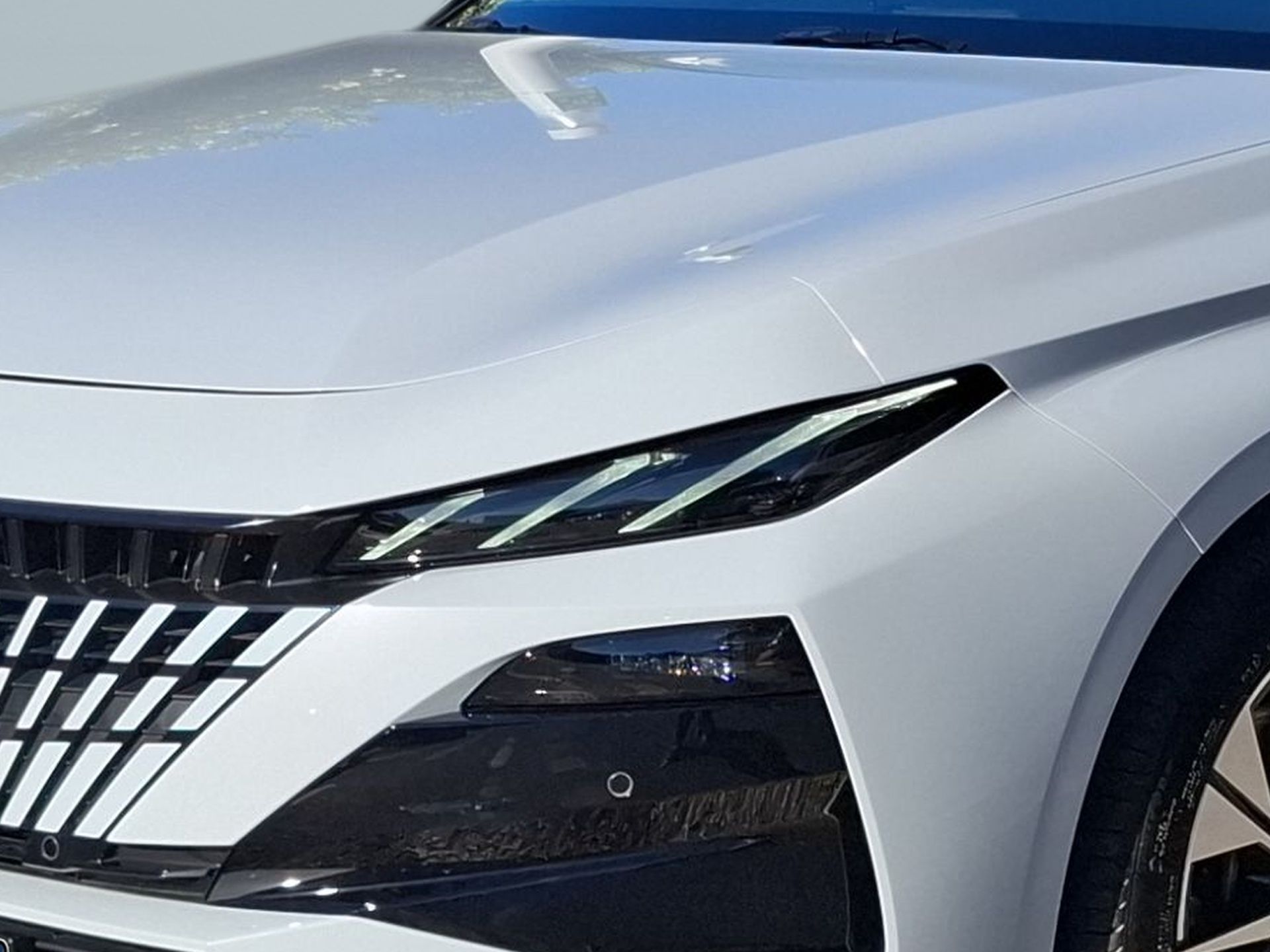 Peugeot 308 SW SW Allure 1.2 Hybrid 145cv e-DCS6 — photo 4