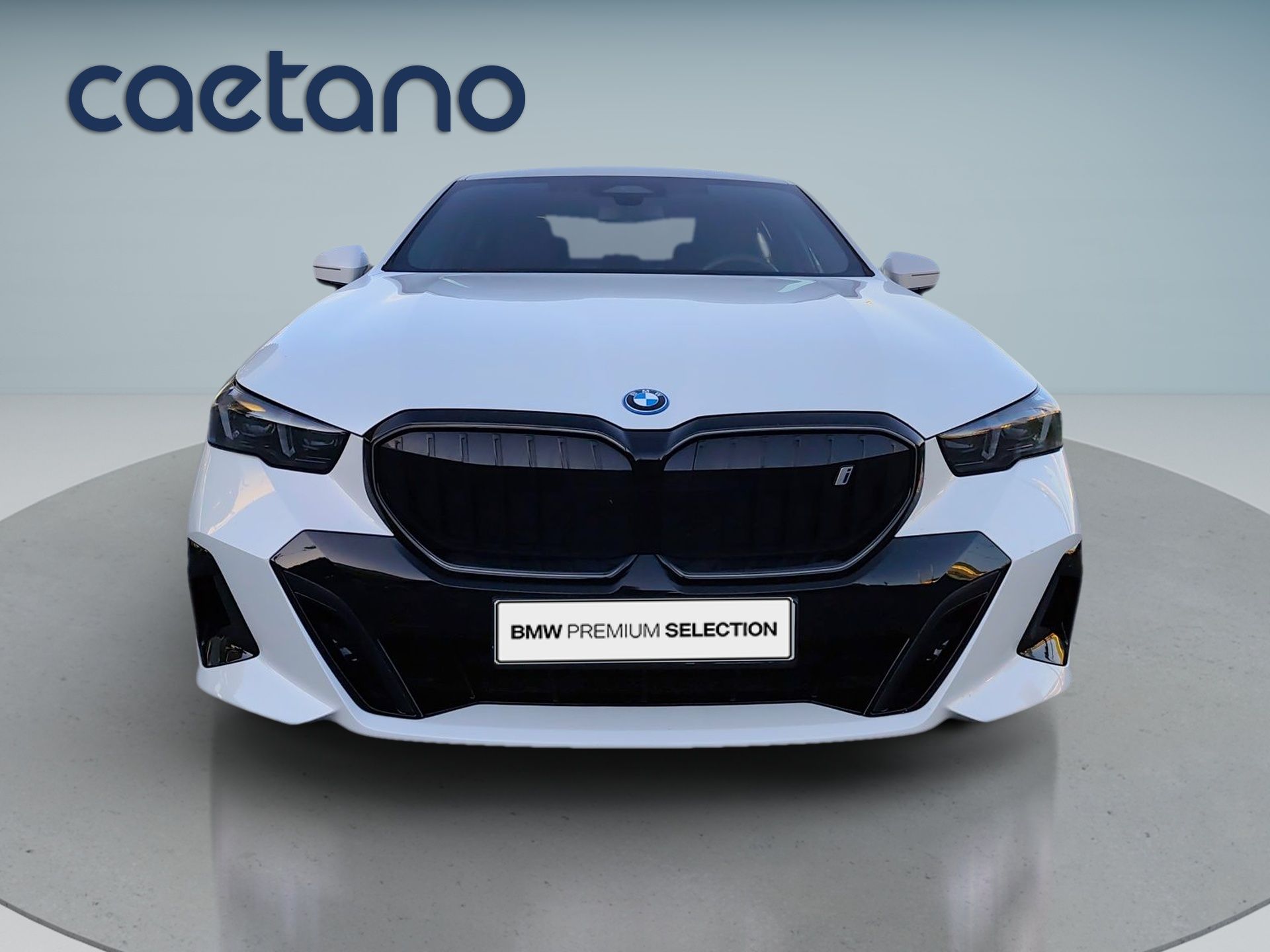 BMW i5 eDrive40 — photo 4