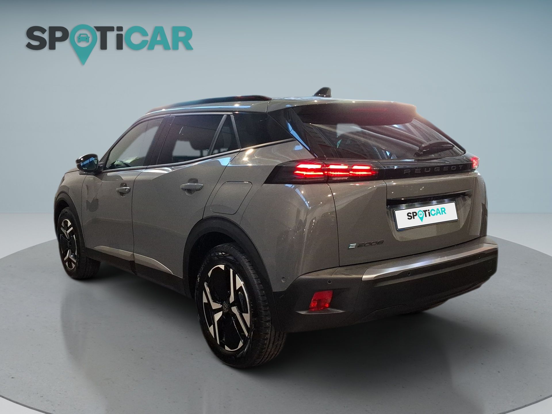 Peugeot 2008 156 cv - Bateria 54 kWh GT — photo 3
