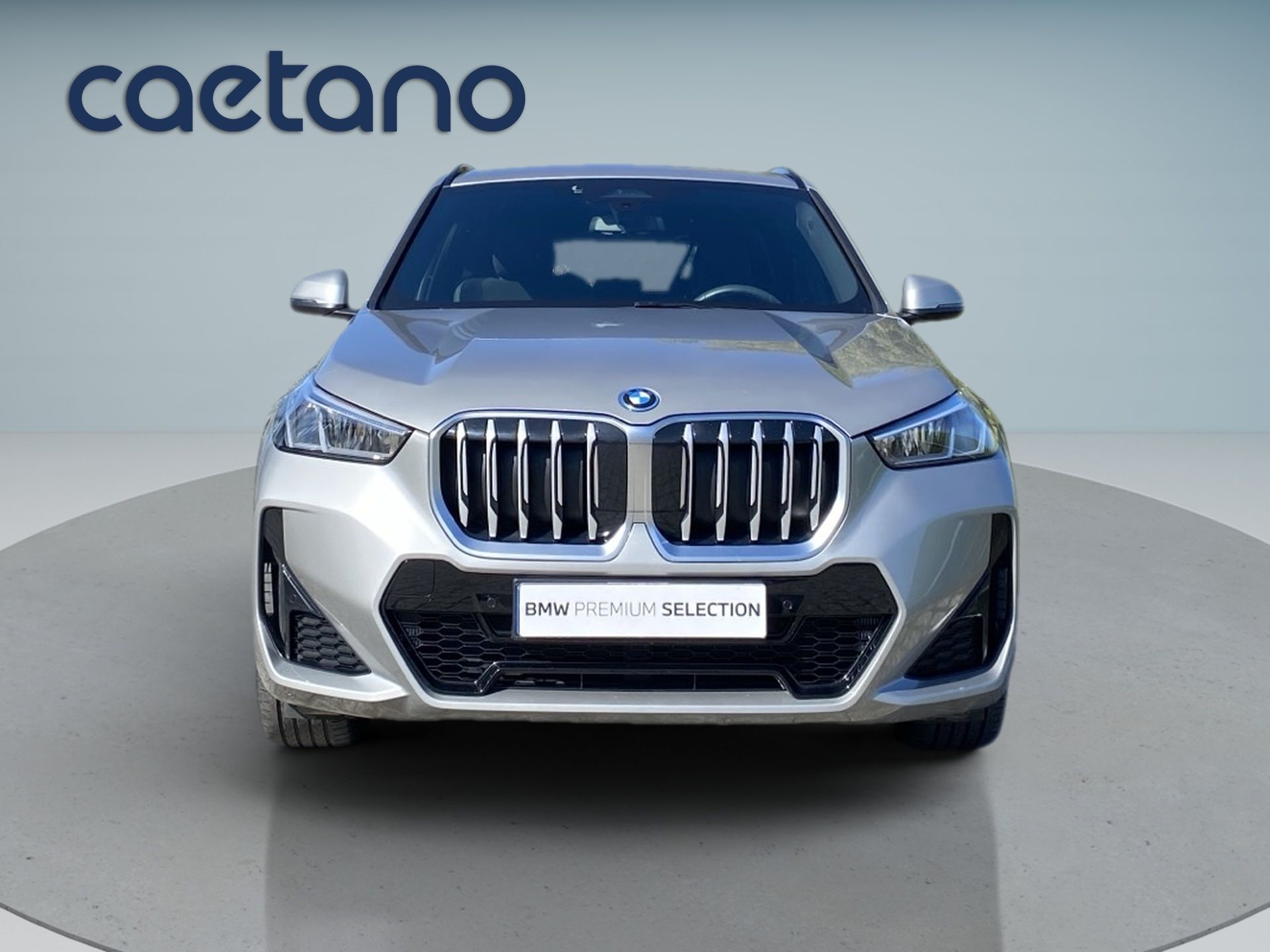 BMW X1 xDrive25e — photo 2