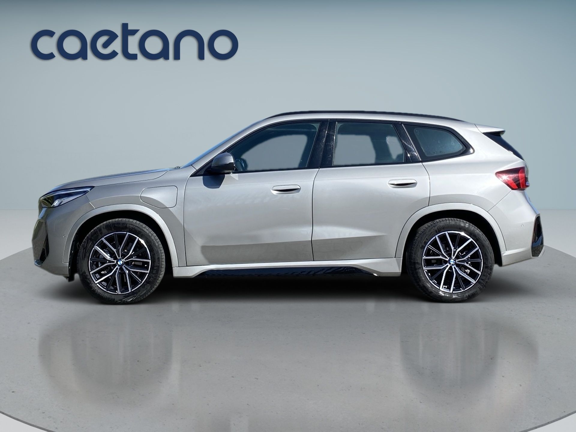 BMW X1 xDrive25e — photo 5