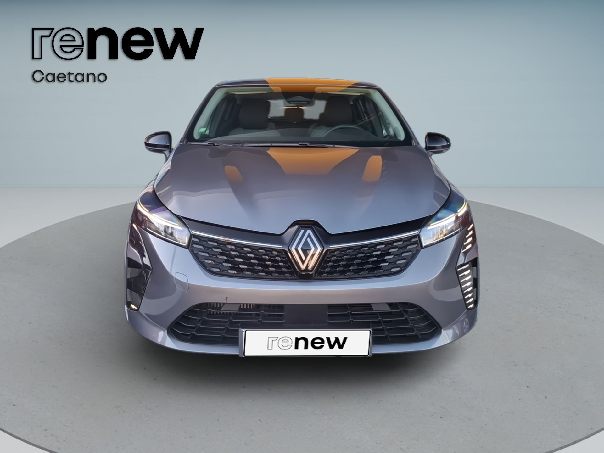 Renault Clio TCe 100 Bi-Fuel Evolution — photo 4