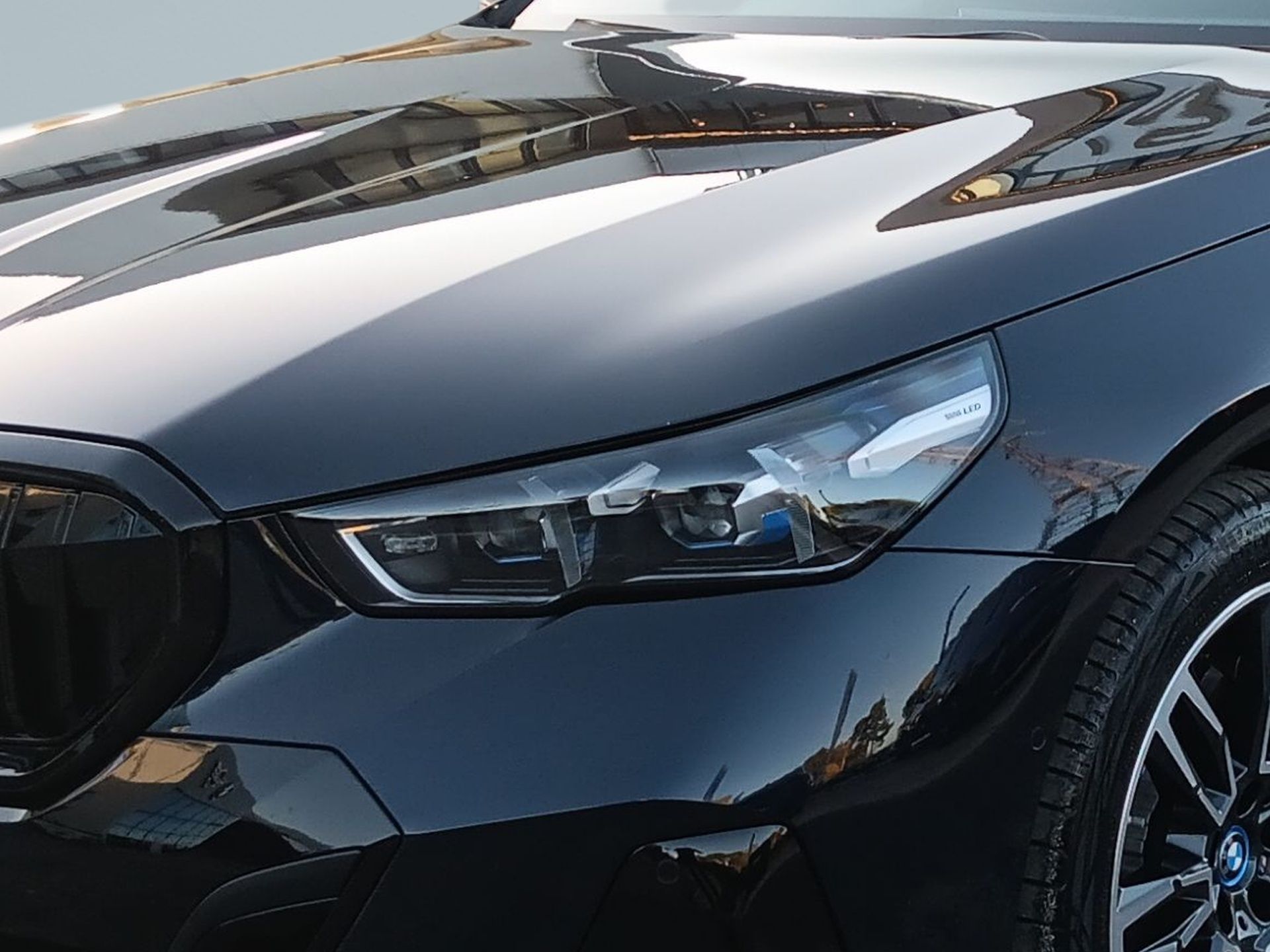 BMW i5 eDrive40 — photo 5