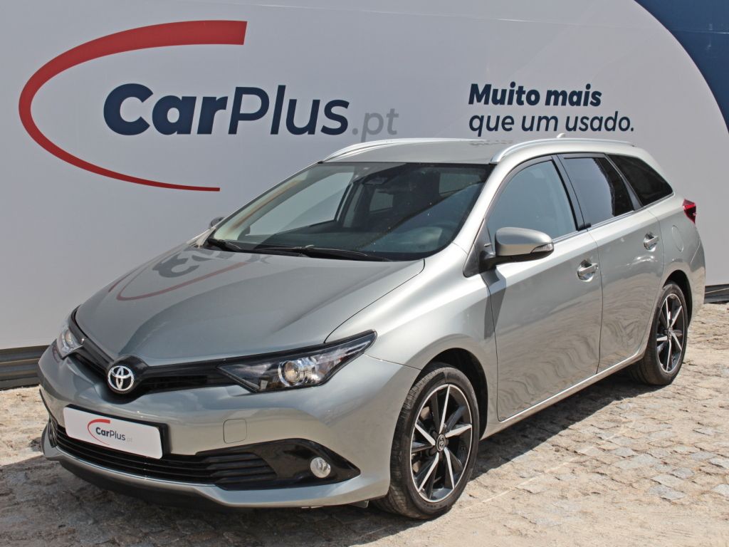 Toyota Auris 1.2T Comfort Pack Techno Pack Sport TS usado (Braga) Toyota Auris 1.2T Comfort Pack Techno Pack Sport TS segunda mão Braga