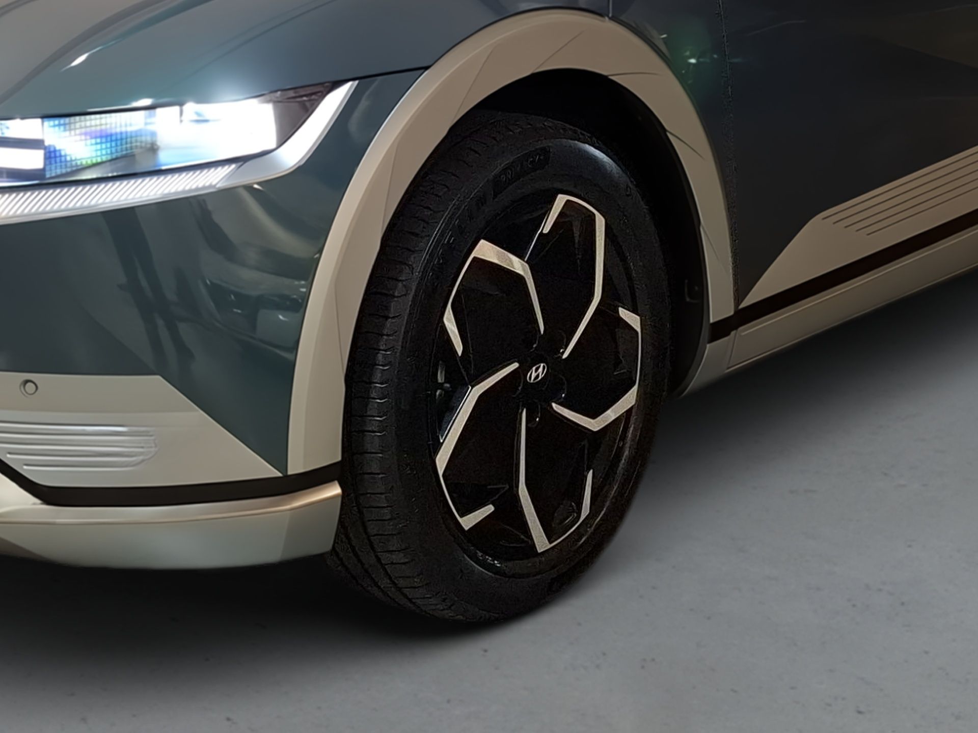 Hyundai IONIQ 5 Vanguard 77kW MY24 — photo 3