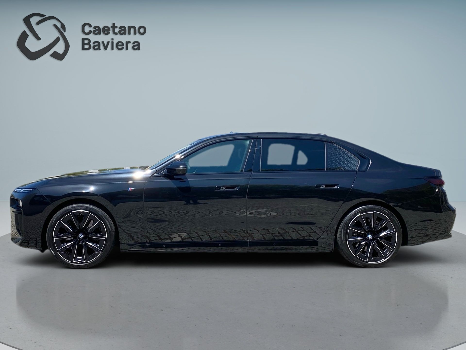 BMW I7 eDrive50 — photo 2