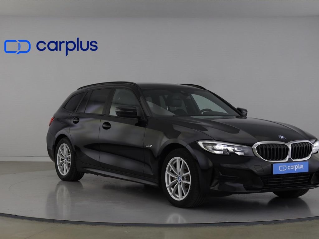 BMW 320 Serie-3 Touring LCI 320 e Touring Auto | 204cv | 5P | 5L — photo 2