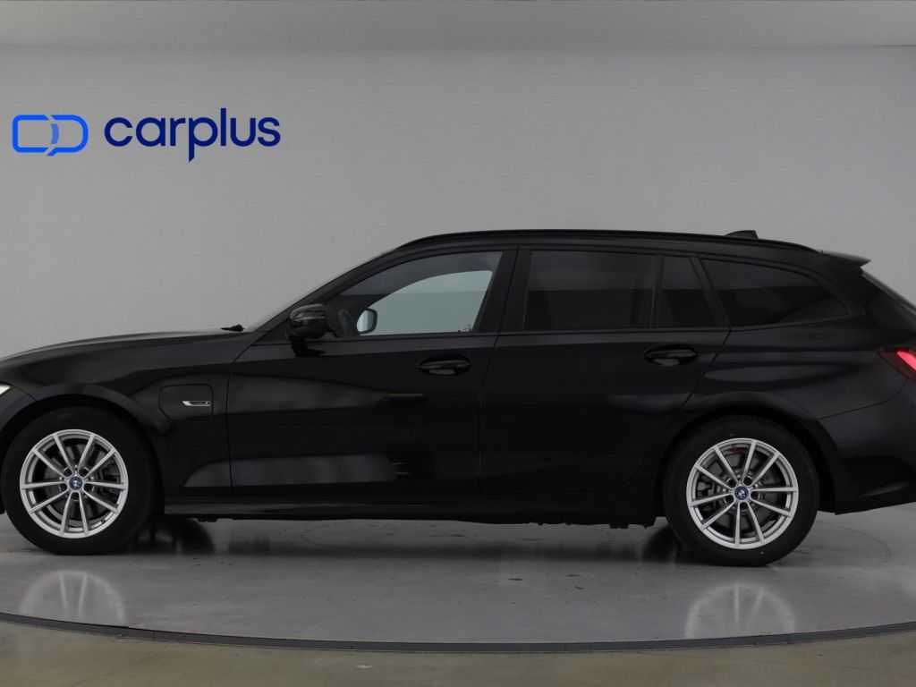 BMW 320 Serie-3 Touring LCI 320 e Touring Auto | 204cv | 5P | 5L — photo 4