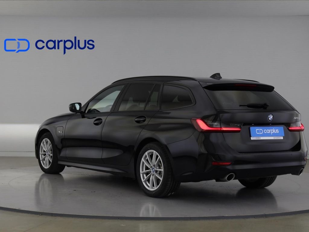 BMW 320 Serie-3 Touring LCI 320 e Touring Auto | 204cv | 5P | 5L — photo 5