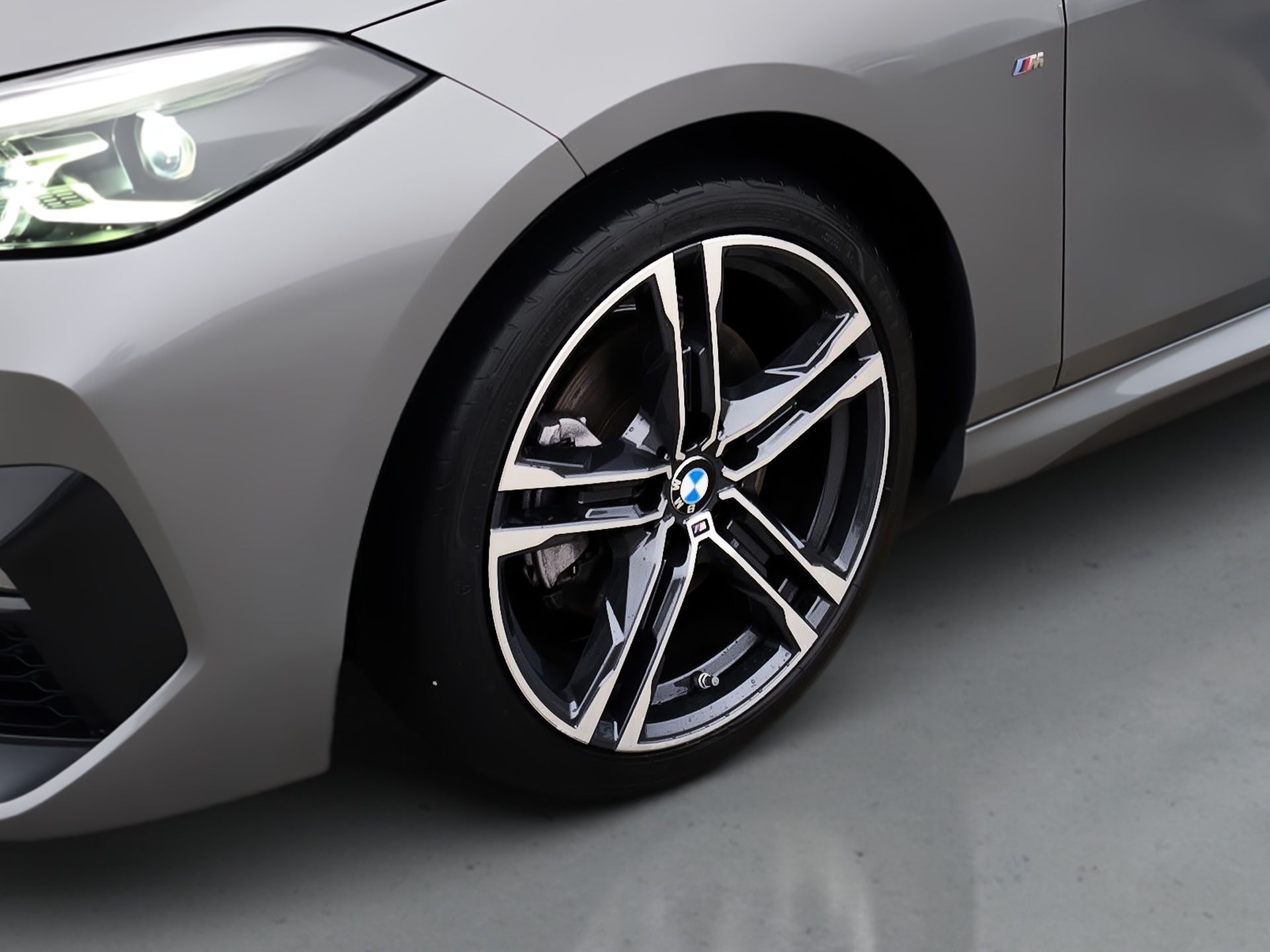 BMW Série 2 216d Gran Coupe Auto — photo 3
