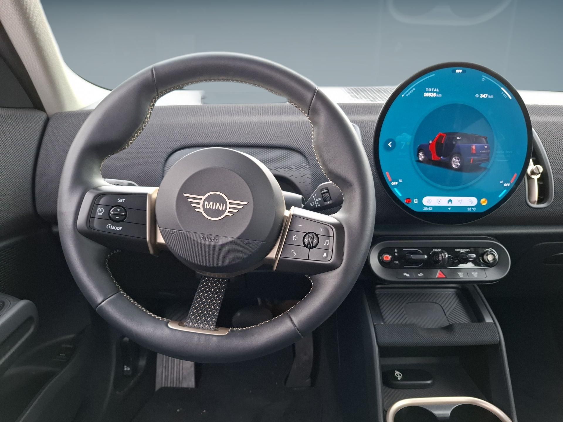 MINI Countryman 2.0 D — photo 4