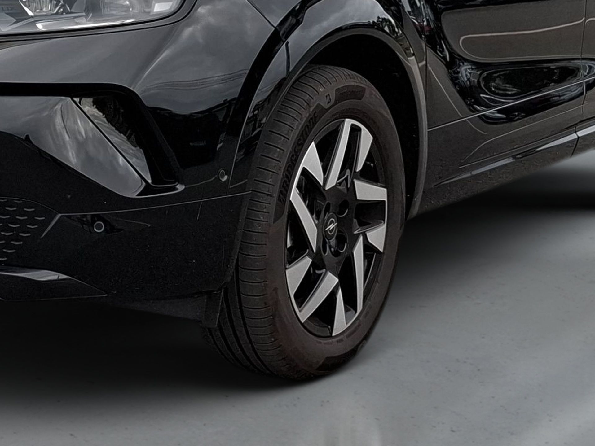 Opel Mokka 1.2T 130cv GS AT8 — photo 3