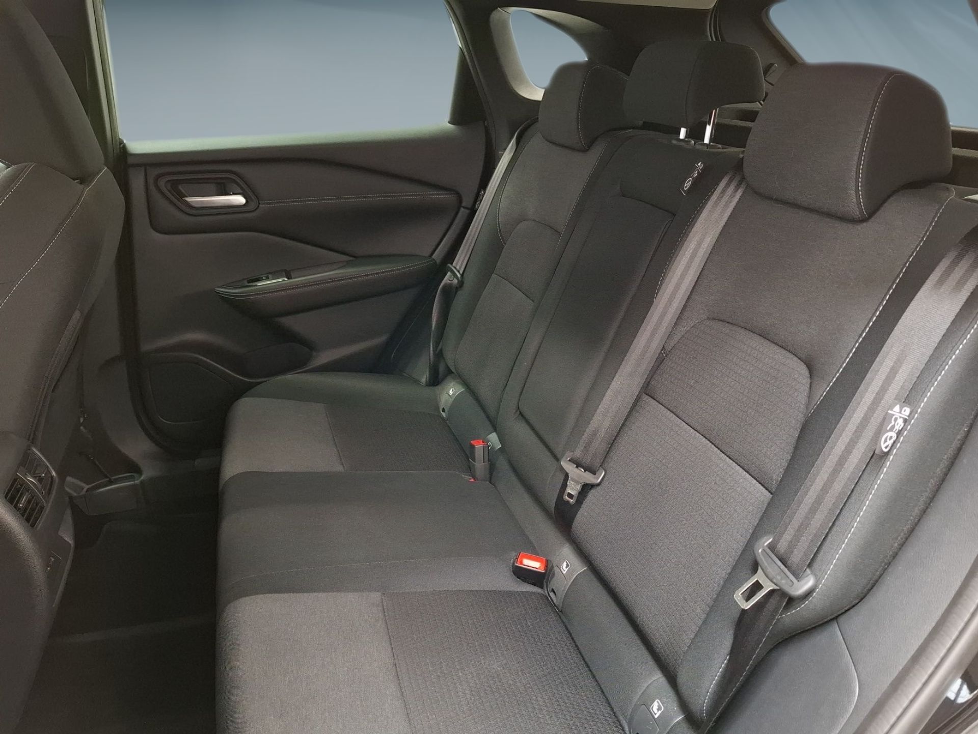 Nissan Qashqai 1.3 140CV mHEV MT 4x2 Advance — photo 3