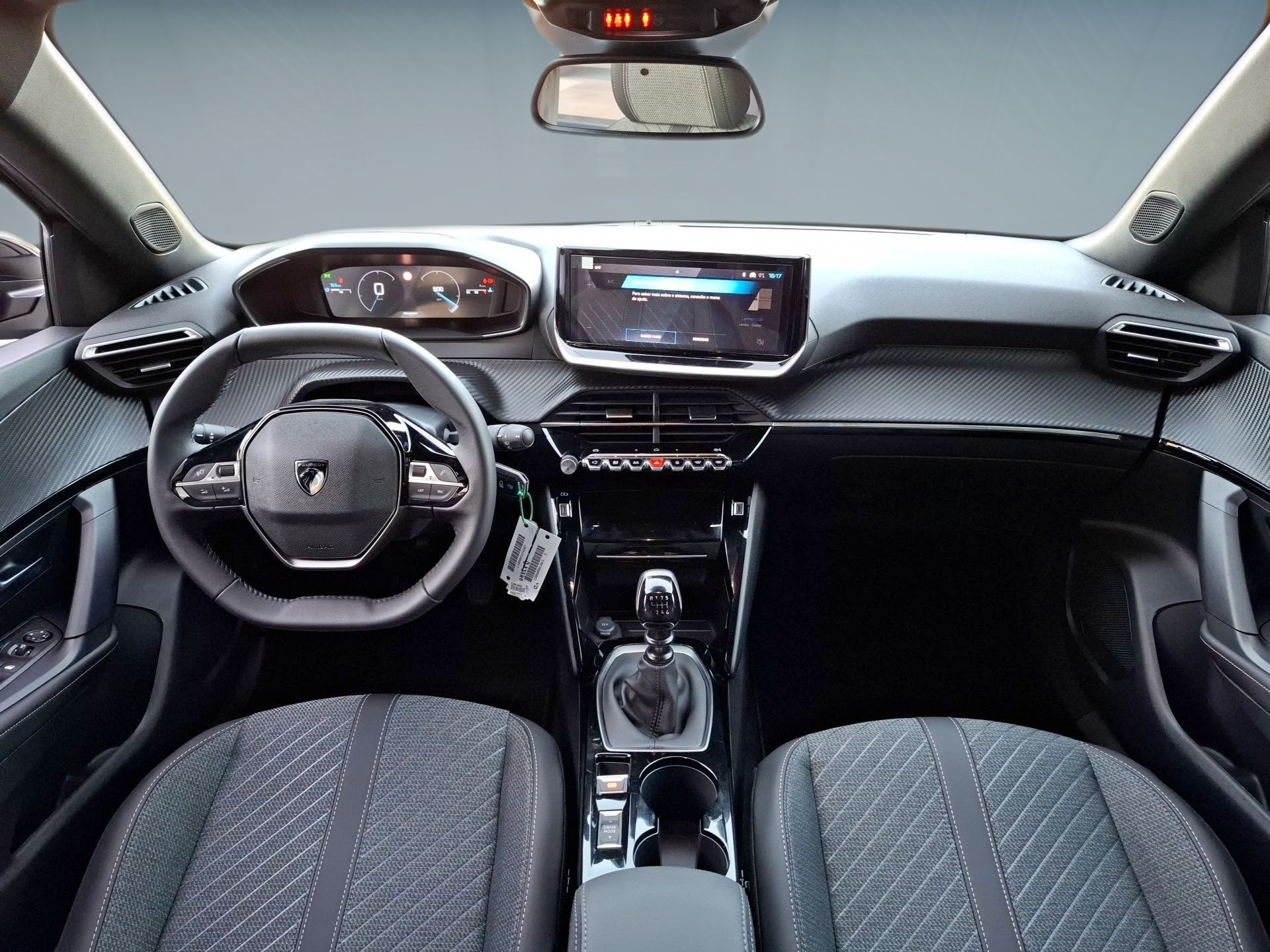 Peugeot 2008 1.2 100 cv Allure — photo 4
