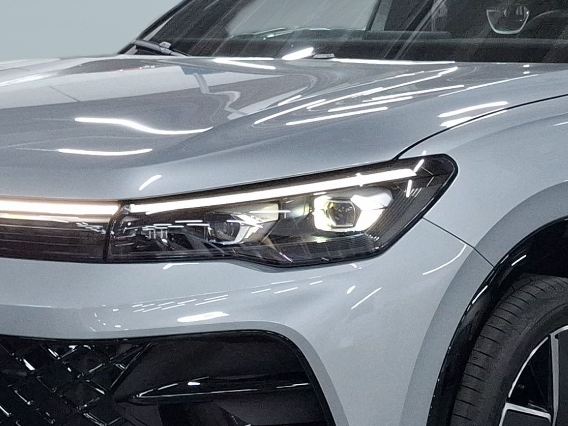 Volkswagen Tiguan 1.5 TSI 204cv DSG PHEV R-Line — photo 2